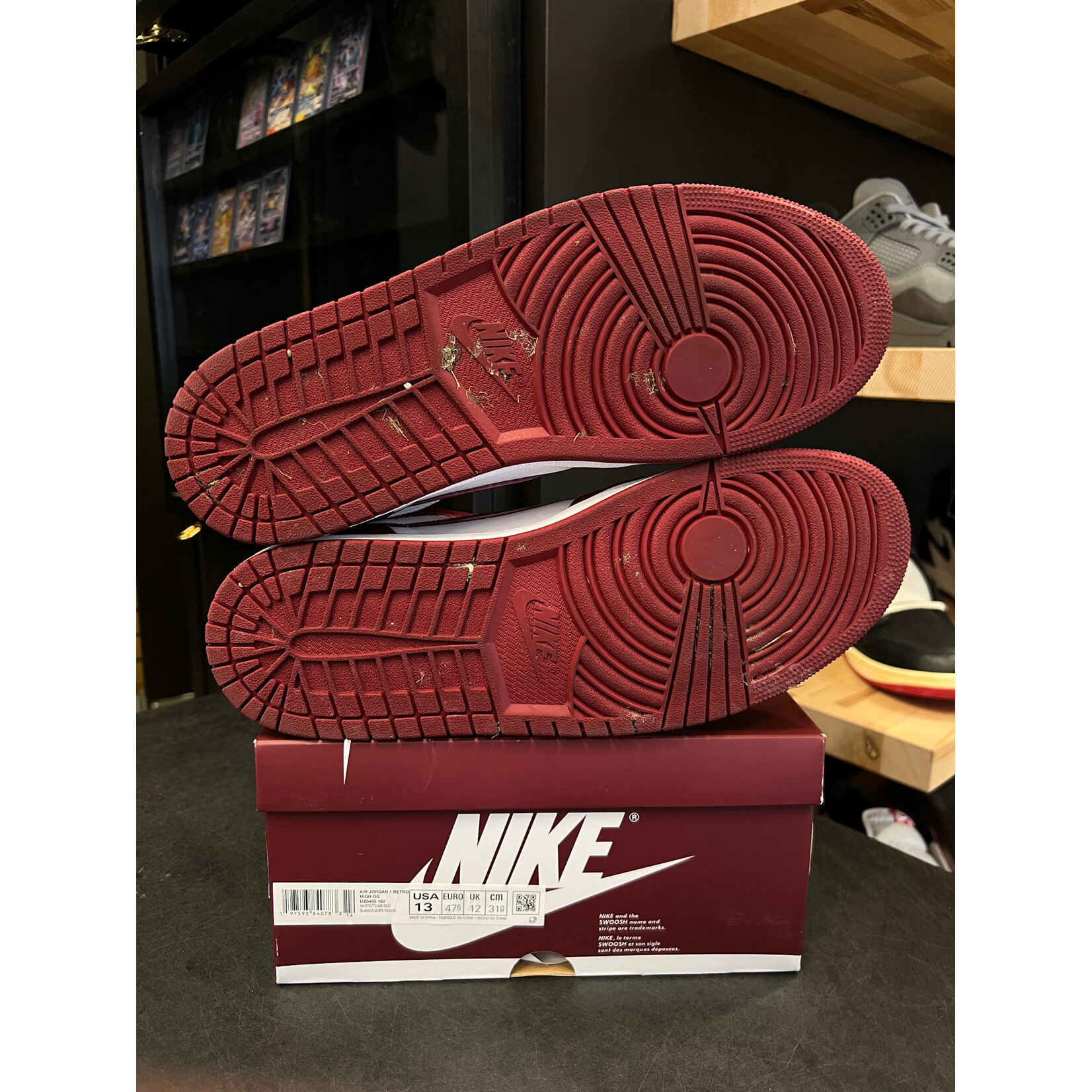 Jordan Jordan 1 Retro High OG Artisanal Team Red Size 13, PREOWNED