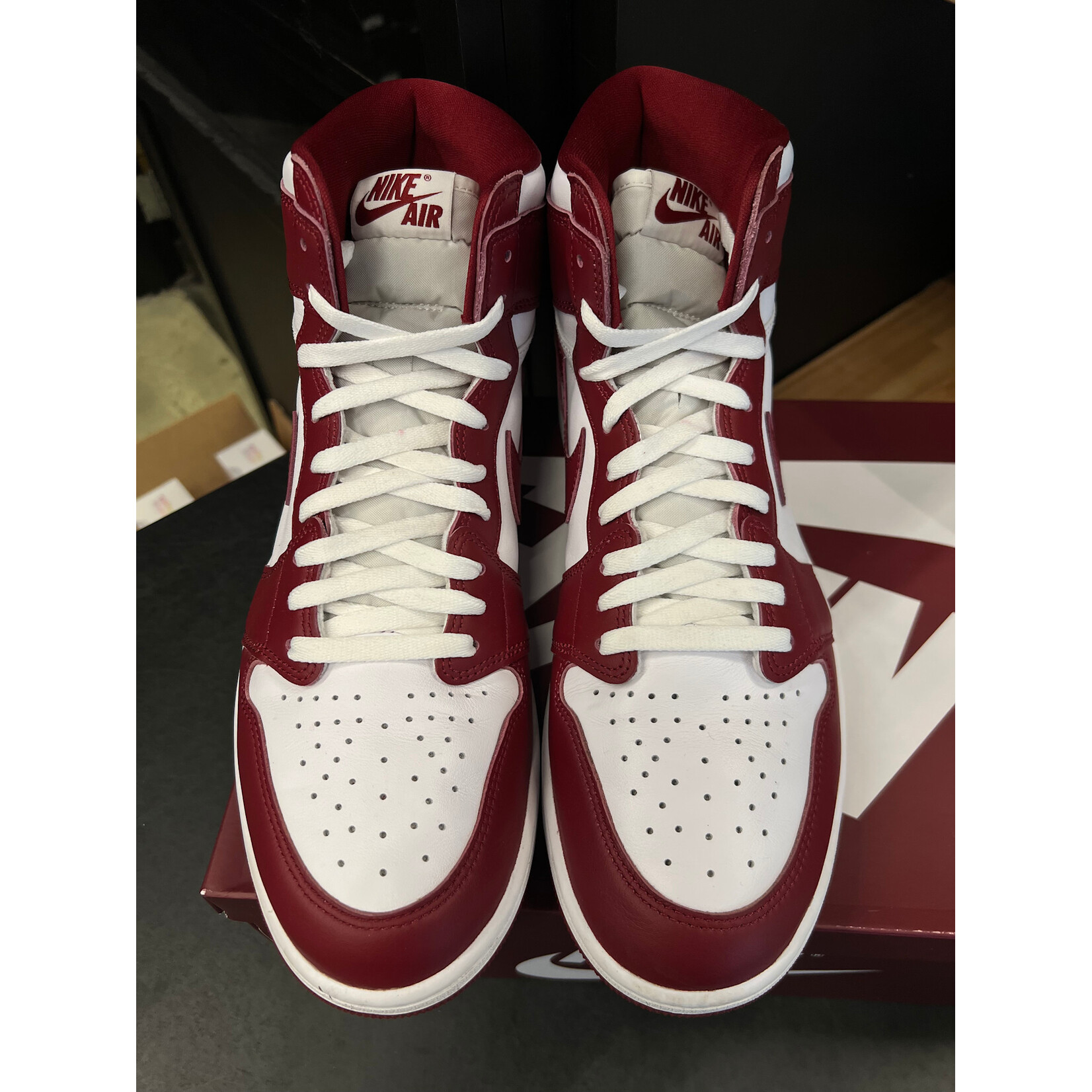 Jordan Jordan 1 Retro High OG Artisanal Team Red Size 13, PREOWNED