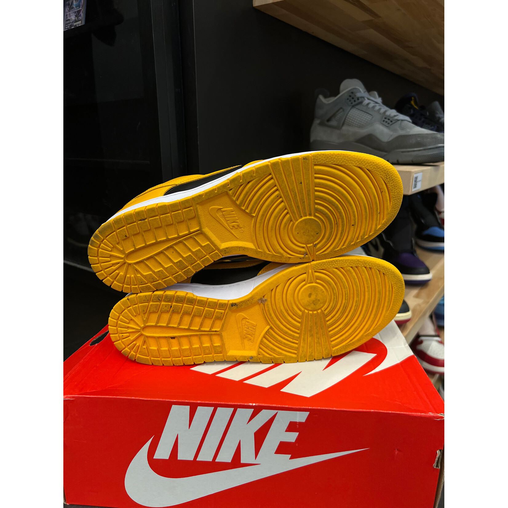 Nike Nike Dunk Low Championship Goldenrod (2021) Size 12.5, PREOWNED