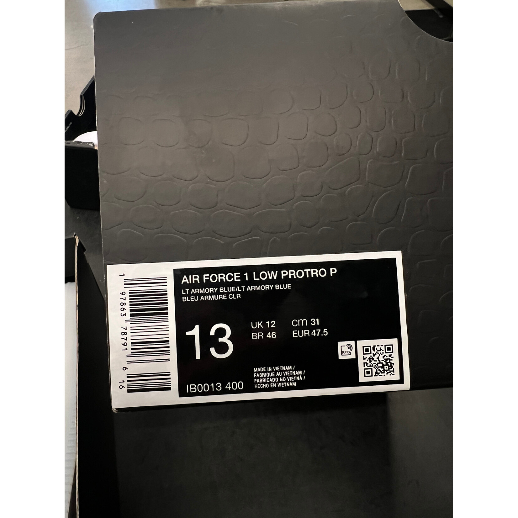 Nike Nike Air Force 1 Low Protro Kobe Bryant Lenticular Size 13, DS BRAND NEW HALF BOX NO LID / OUTLET WRONG STYLE CODE ON SHOE