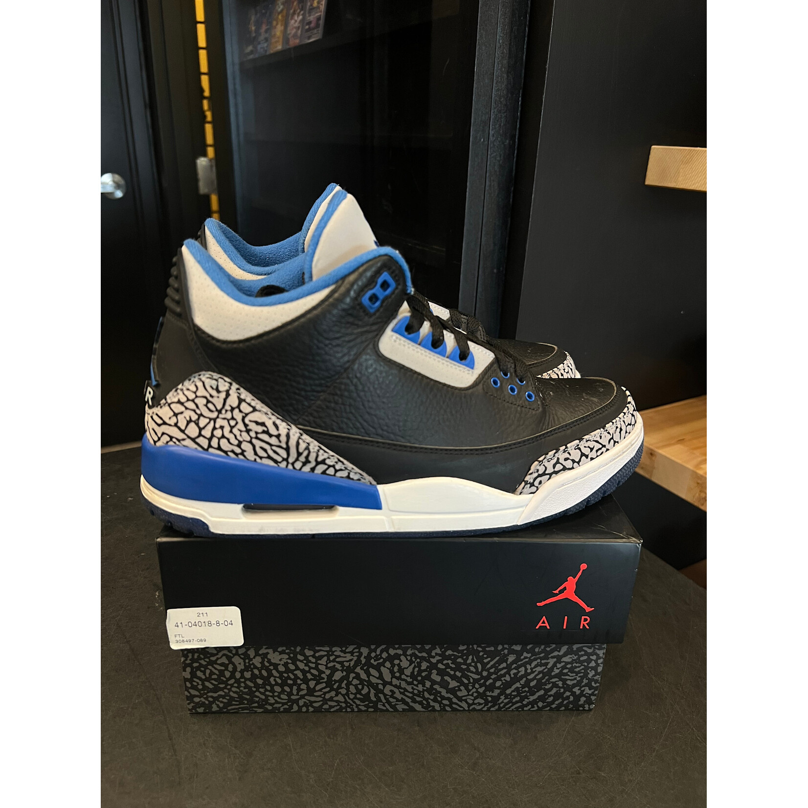 Jordan Jordan 3 Retro Sport Blue Size 9, PREOWNED
