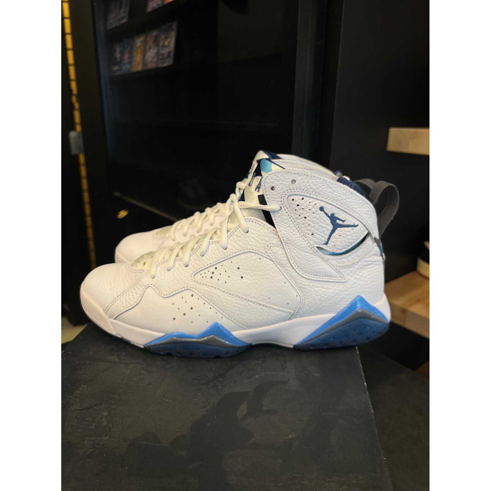 Jordan jordan 7 Retro French Blue (2002) Size 9.5, PREOWNED