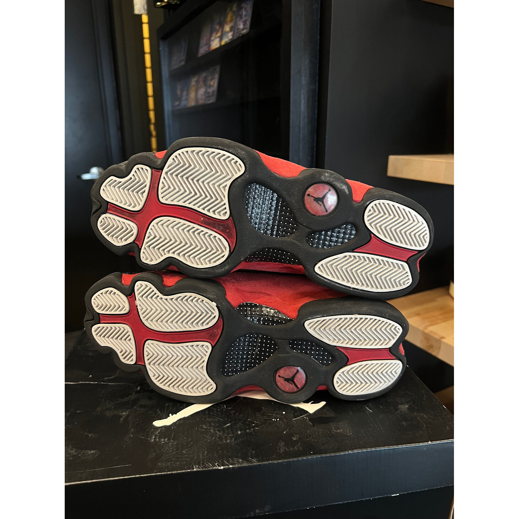 Jordan Jordan 13 Retro Bred (2017) Size 9, PREOWNED