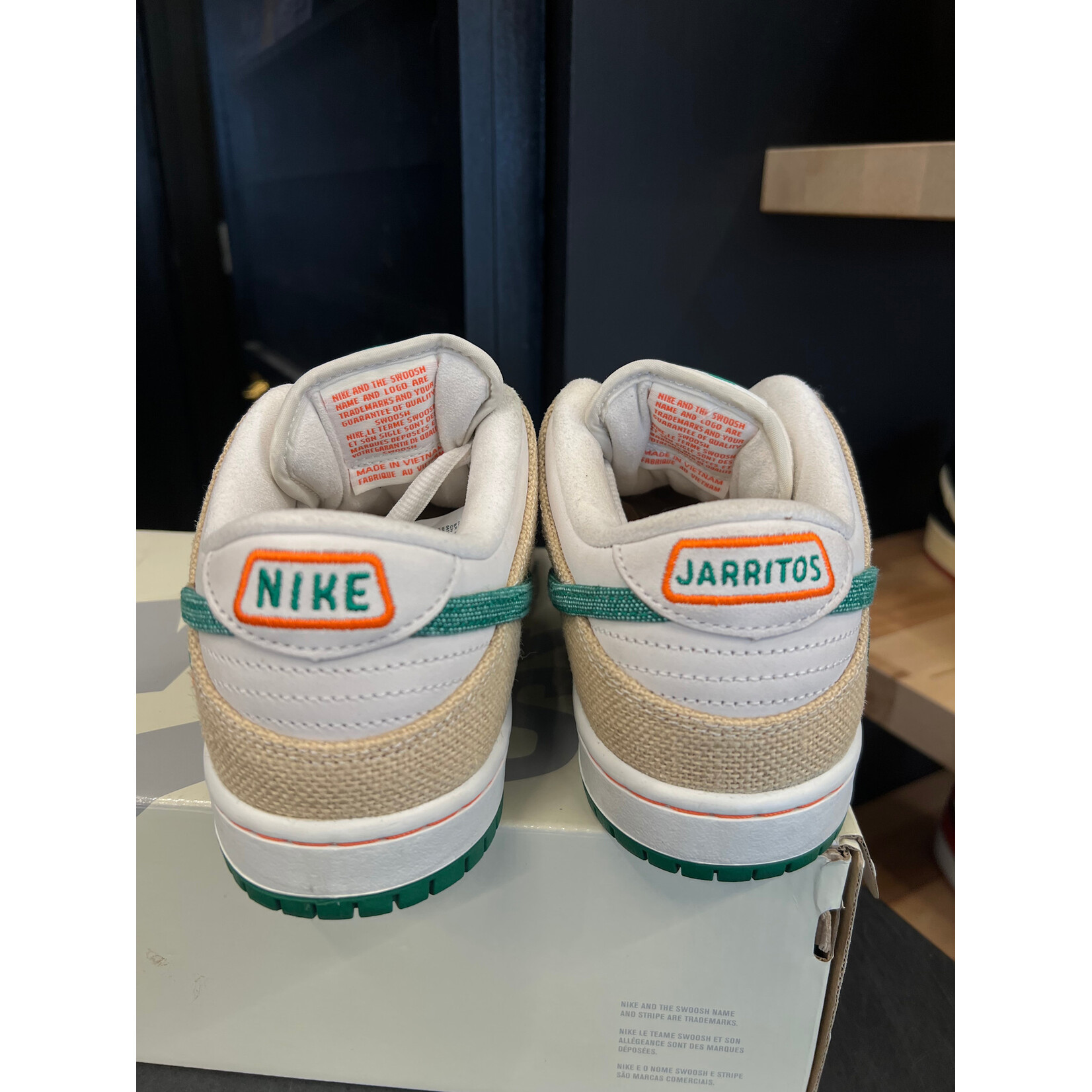 Nike Nike SB Dunk Low Jarritos Size 8.5, PREOWNED