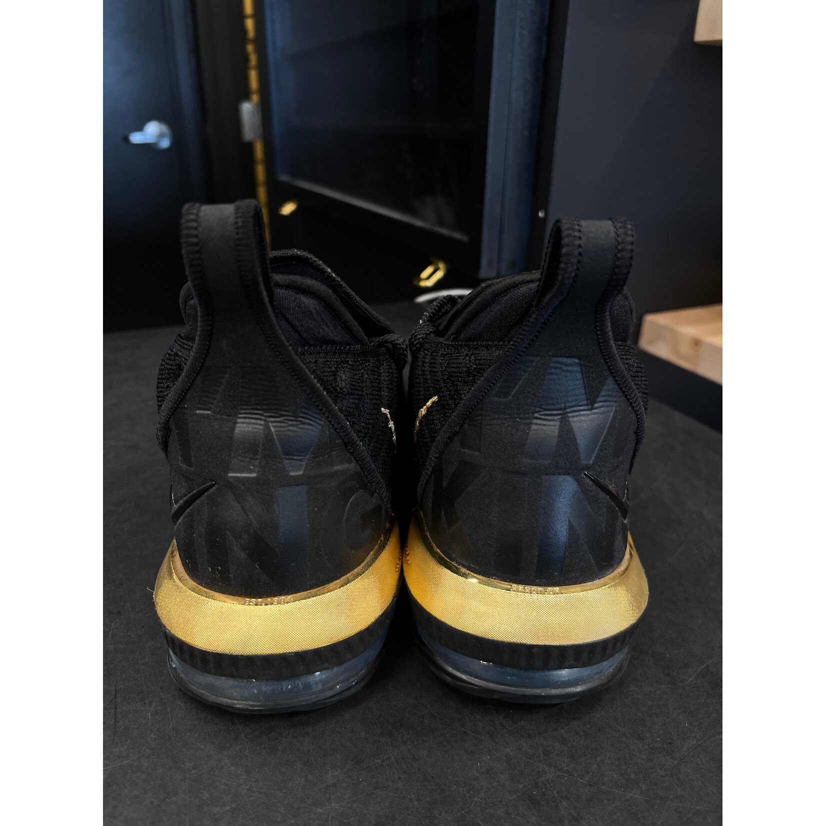 Nike Nike LeBron 16 I'm King Size 11, PREOWNED NO BOX