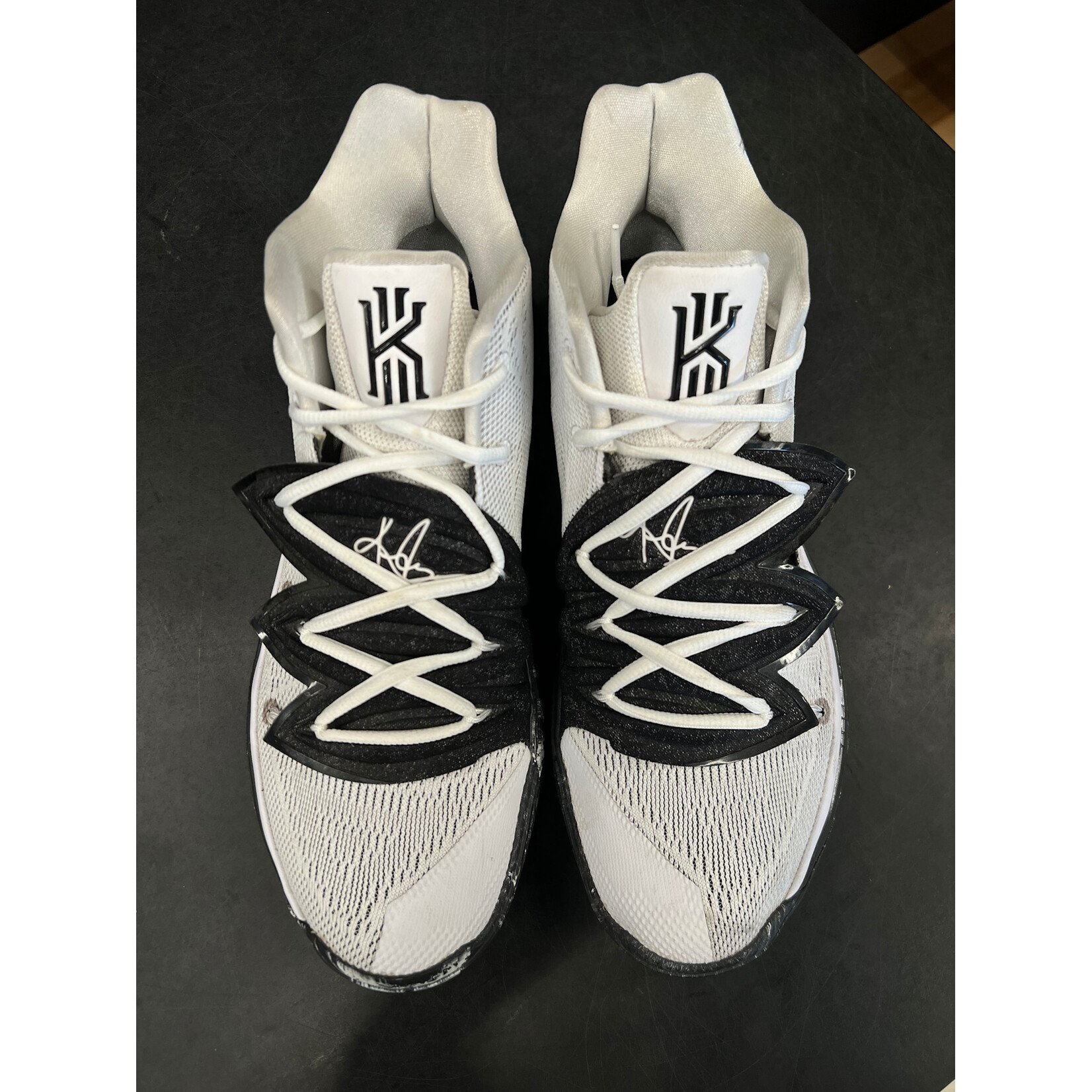 Nike Nike Kyrie 5 Cookies & Cream Size 11, PREOWNED NO BOX