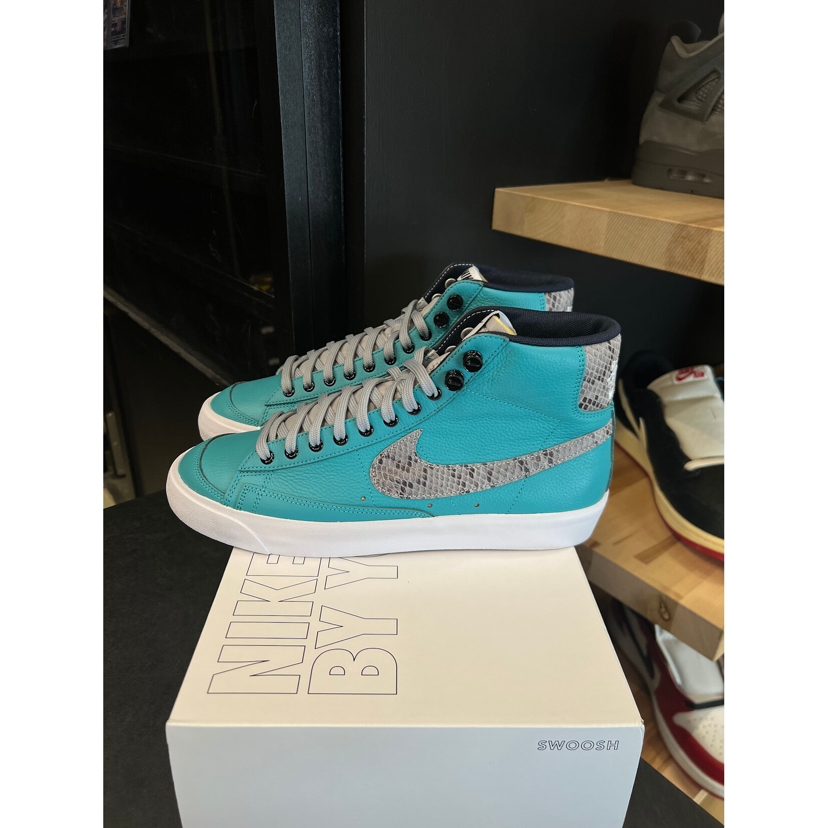 Nike NIKE ID Blazer Size 11W, DS BRAND NEW