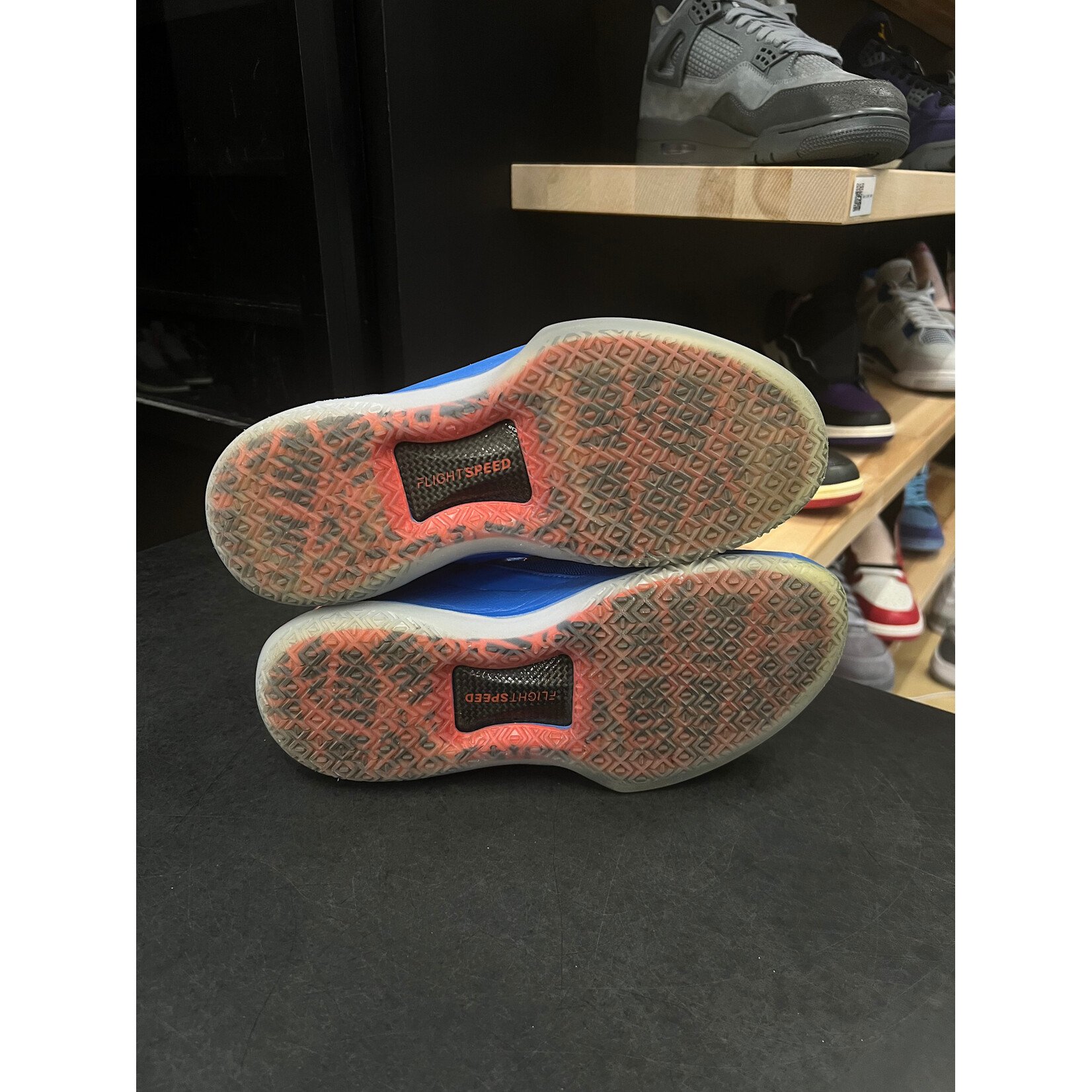 Jordan Jordan XXXII Russell Westbrook OKC Size 11, PREOWNED