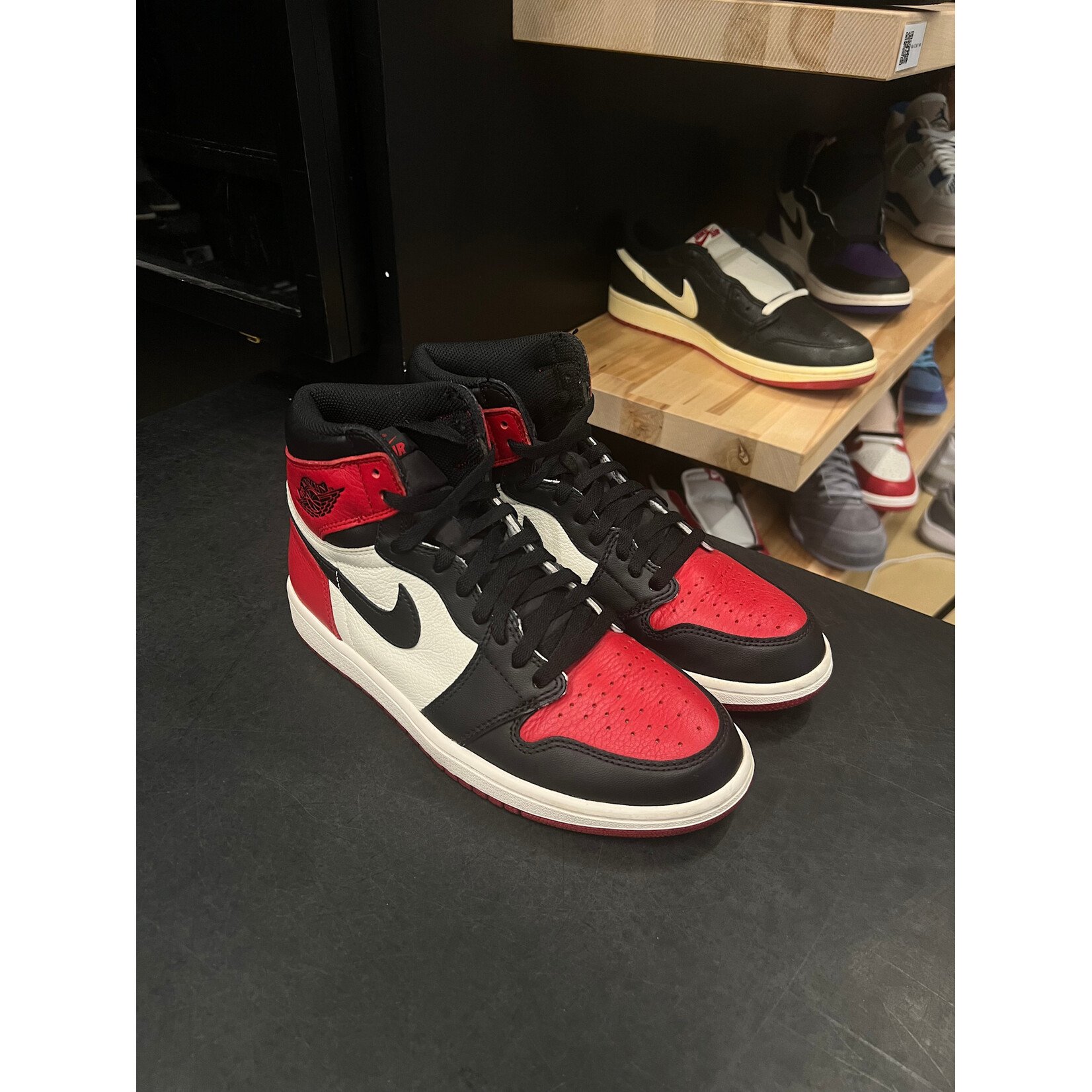 Jordan Jordan 1 Retro High Bred Toe Size 8.5, PREOWNED