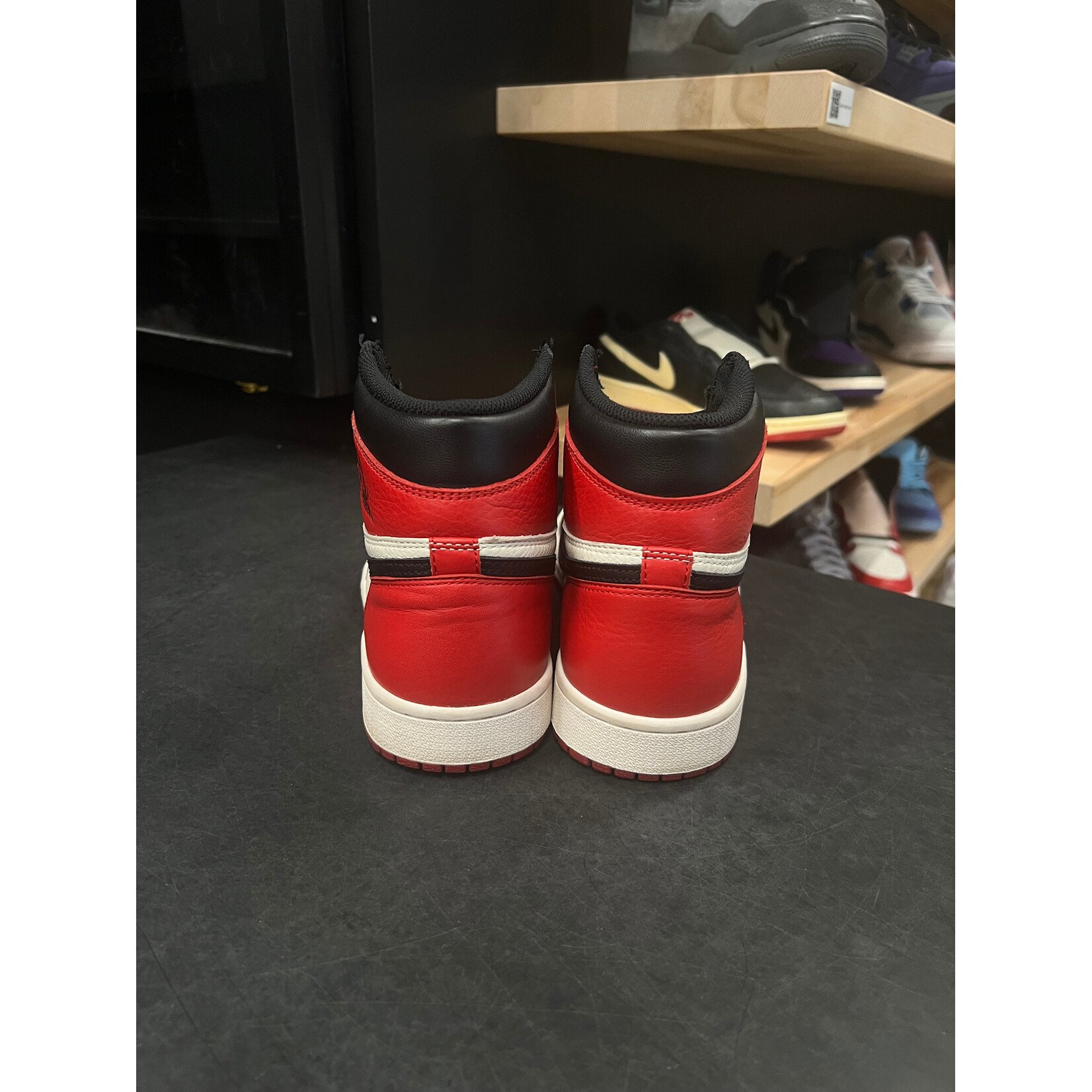 Jordan Jordan 1 Retro High Bred Toe Size 8.5, PREOWNED