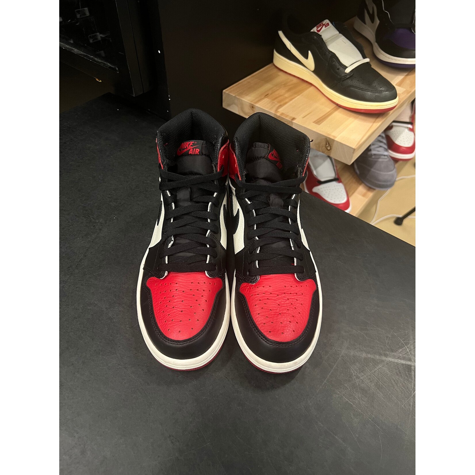 Jordan Jordan 1 Retro High Bred Toe Size 8.5, PREOWNED