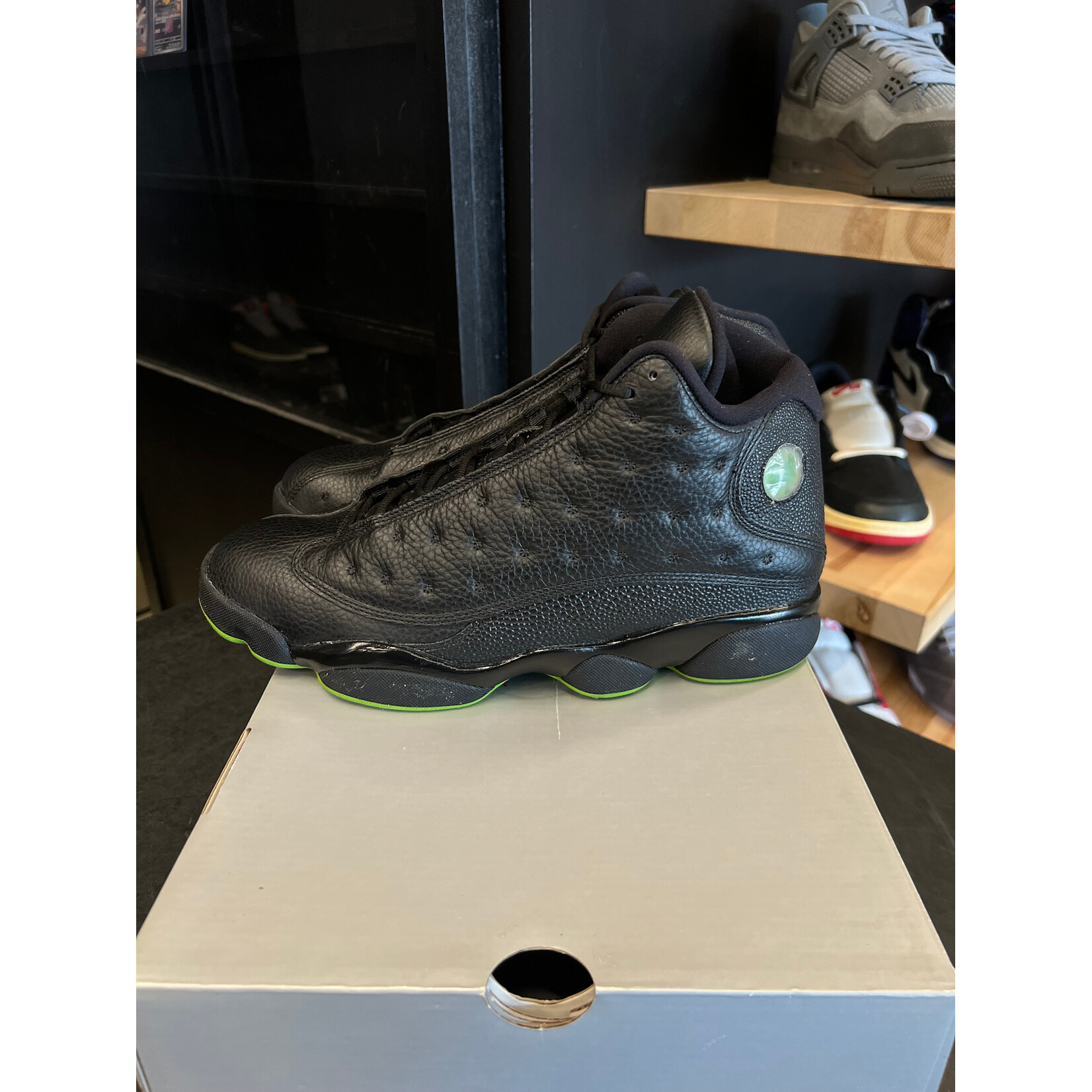 Jordan Jordan 13 Retro Altitude (2017) Size 11, PREOWNED