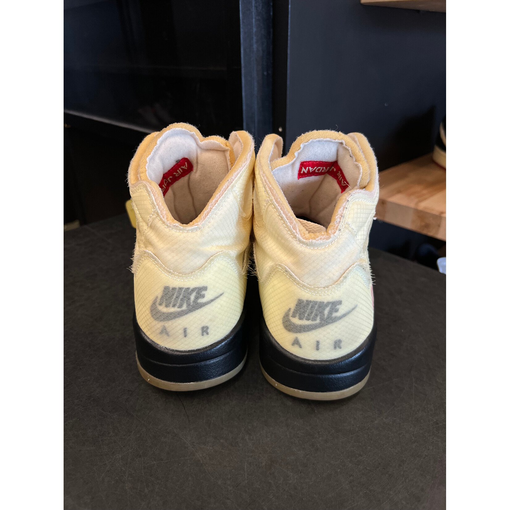 Jordan Jordan 5 Retro Off-White Sail Size 11, PREOWNED NO BOX
