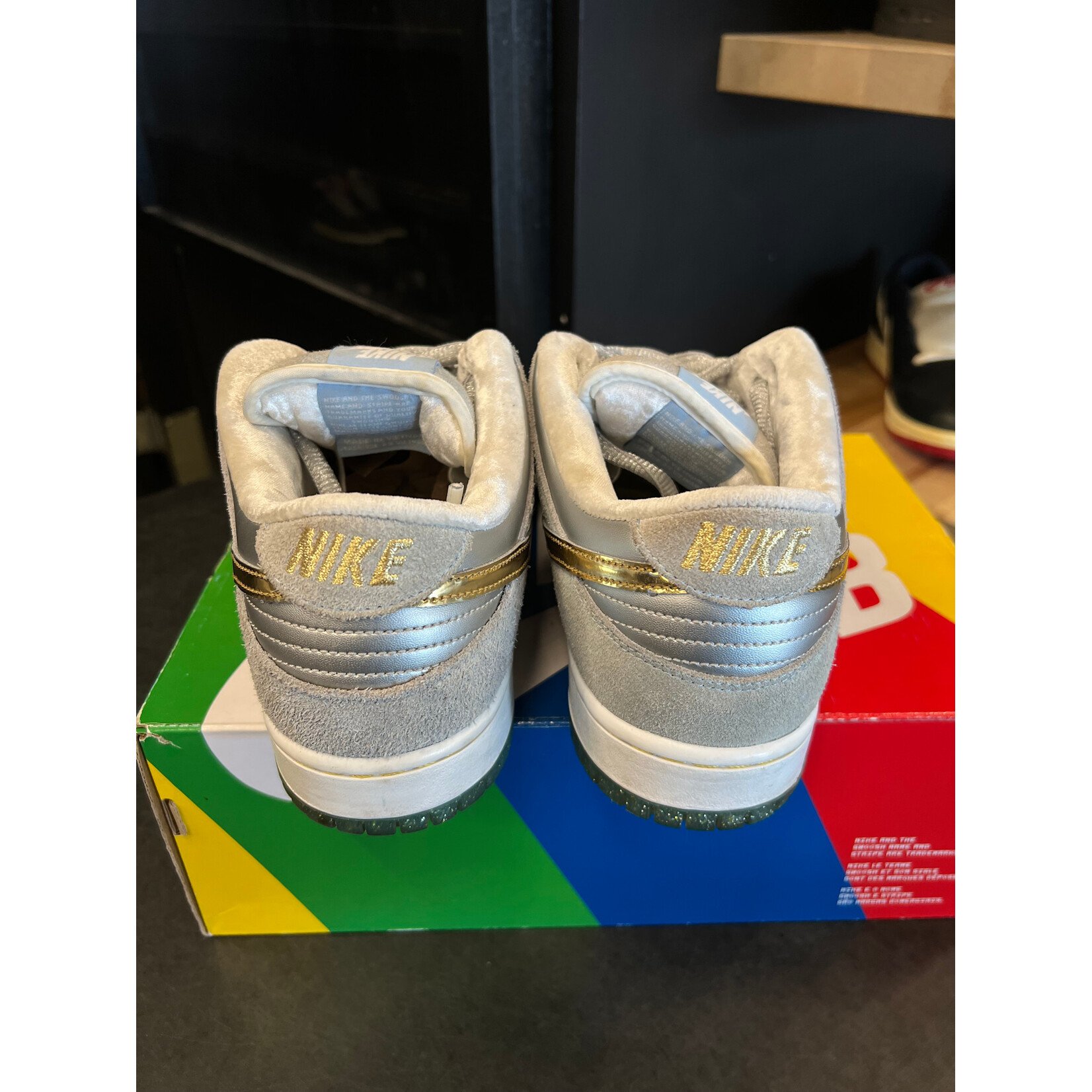 Nike Nike SB Dunk Low Sean Cliver Size 11, PREOWNED