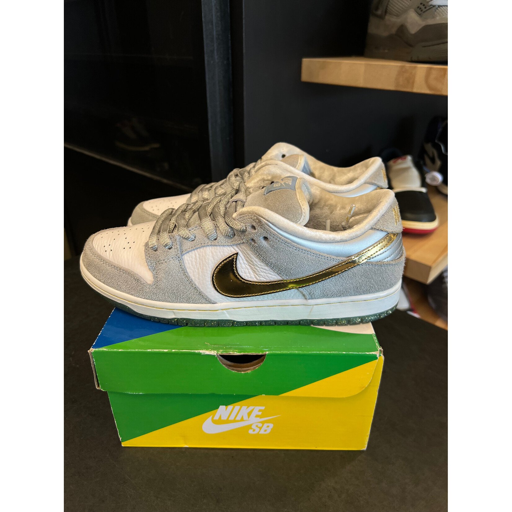 Nike Nike SB Dunk Low Sean Cliver Size 11, PREOWNED