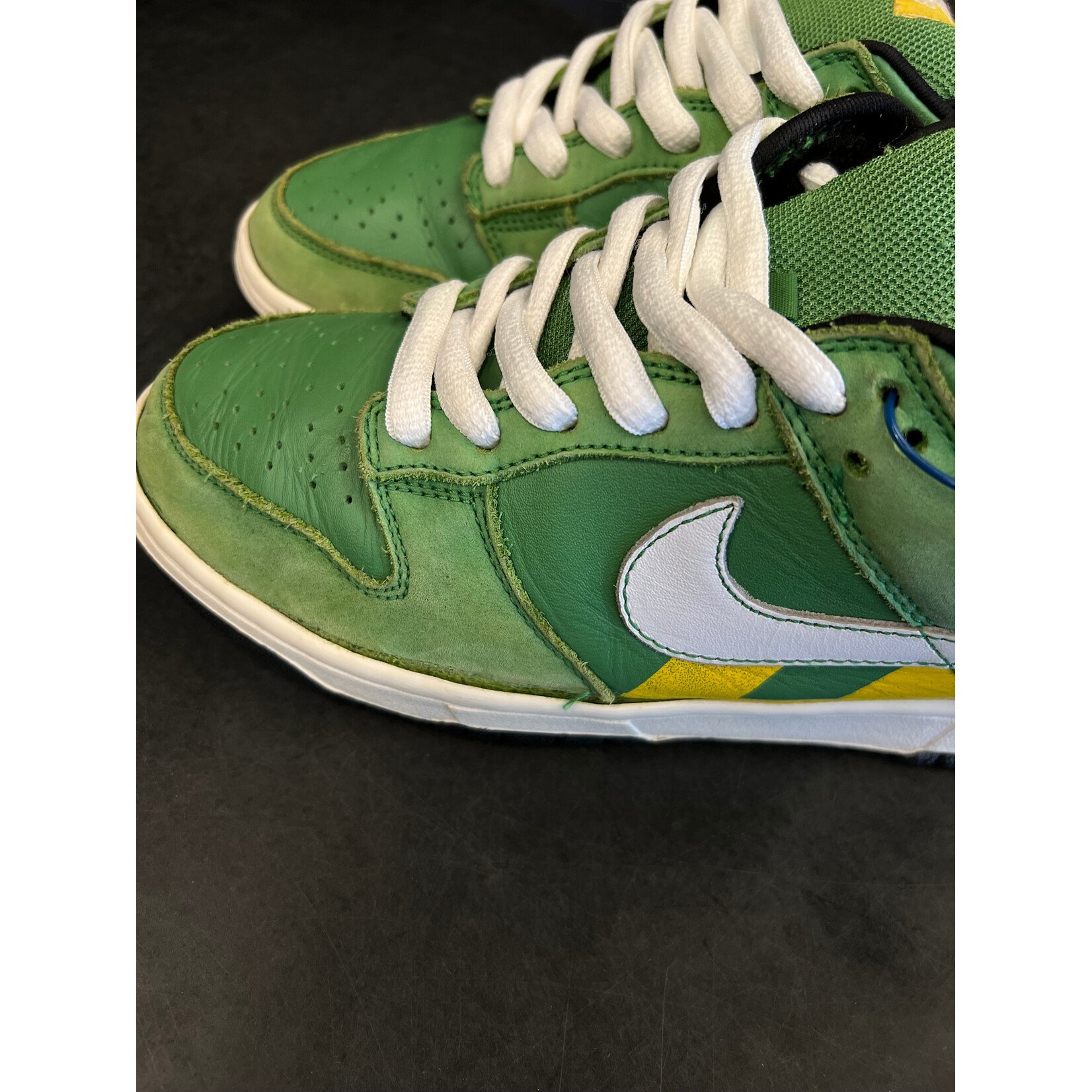 Nike Nike SB Dunk Low Tokyo Green Taxi Size 8, PREOWNED