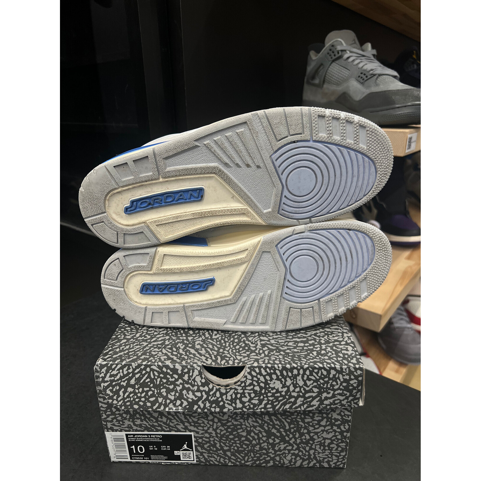 Jordan Jordan 3 Retro Lucky Shorts Size 10, PREOWNED