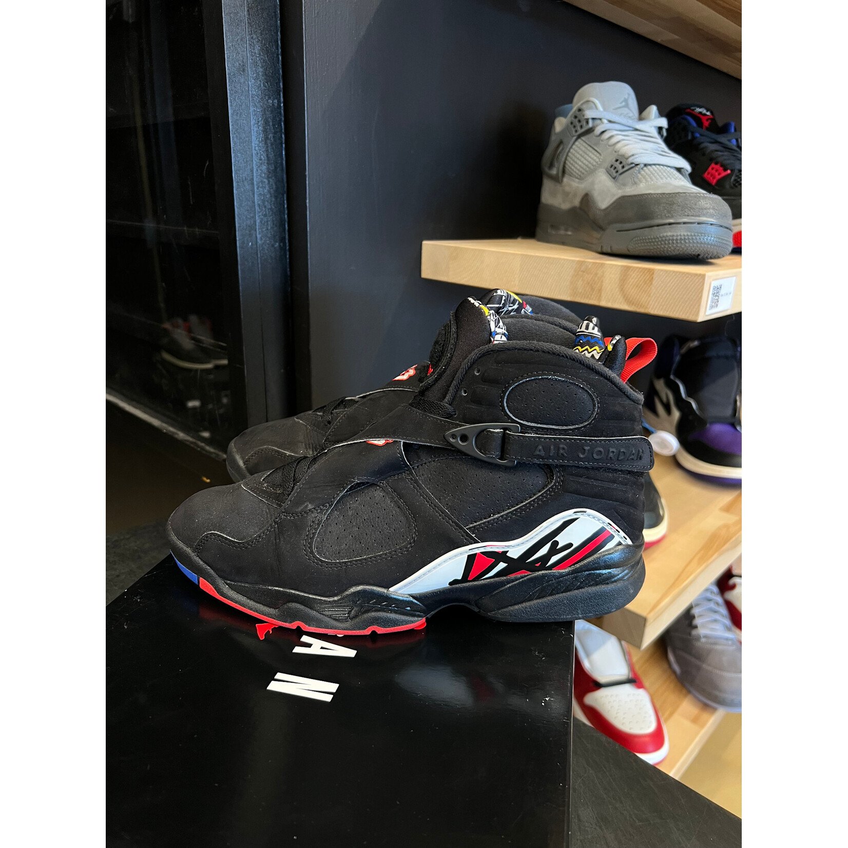 Jordan Jordan 8 Retro Playoffs (2023) Size 9, PREOWNED