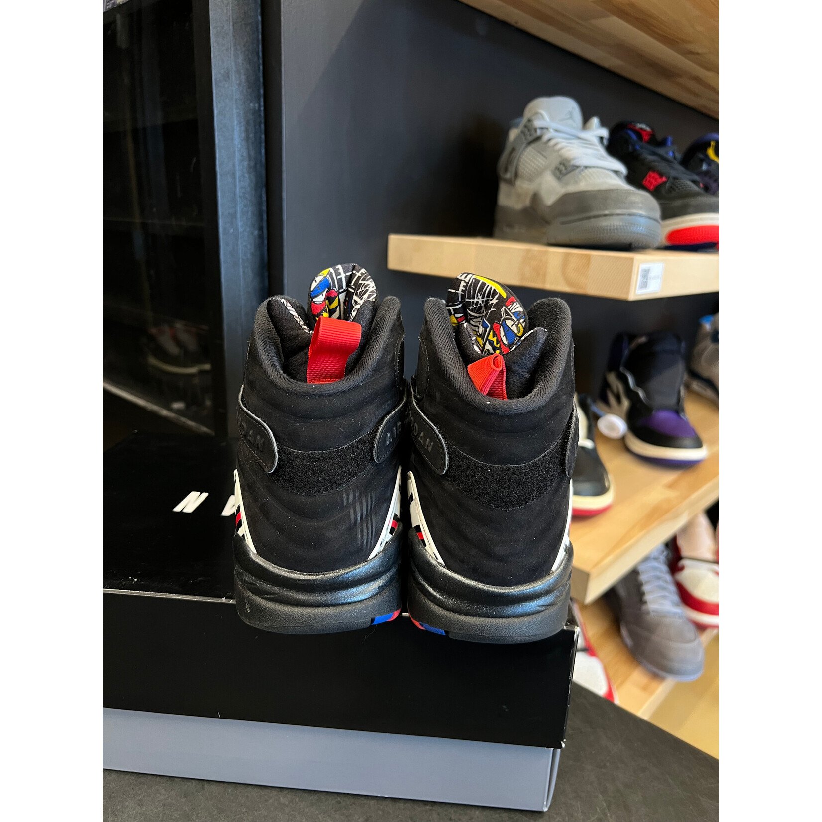 Jordan Jordan 8 Retro Playoffs (2023) Size 9, PREOWNED