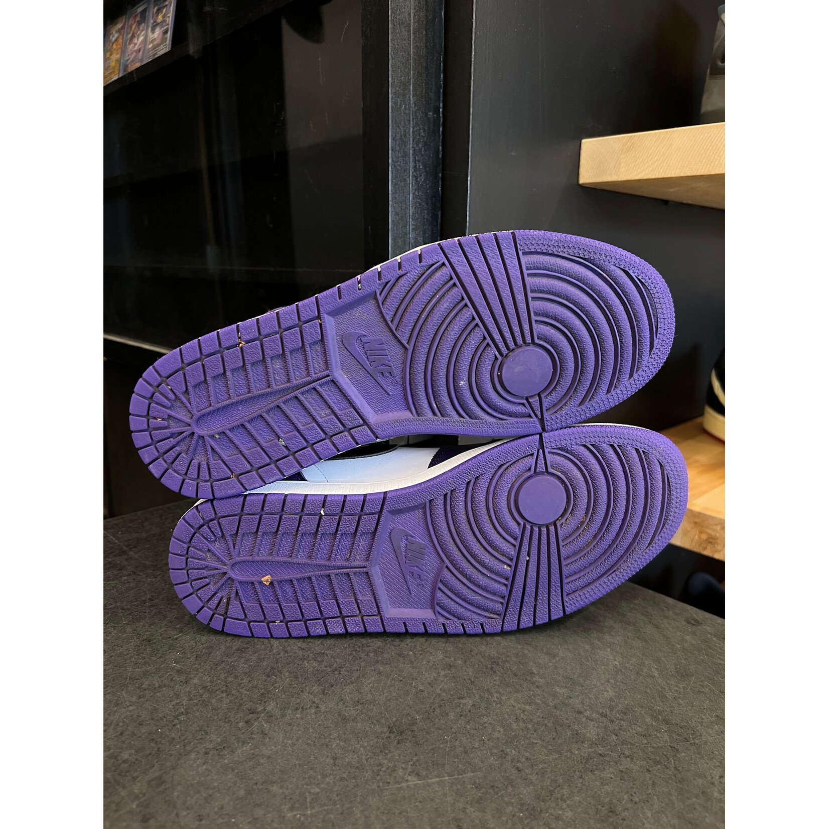 Jordan Jordan 1 Retro High Court Purple White Size 9.5, PREOWNED