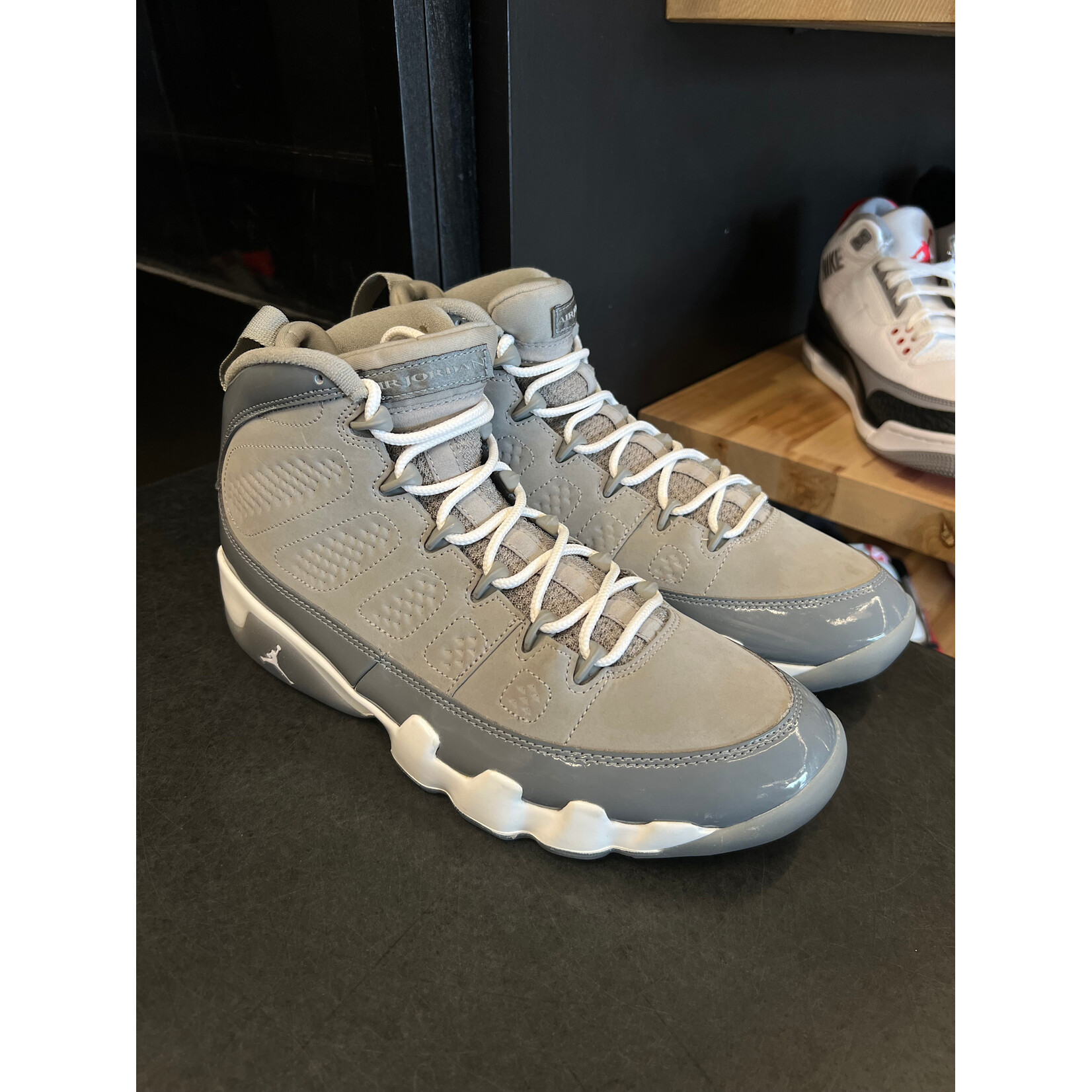 Jordan Jordan 9 Retro Cool Grey (2025) Size 11, PREOWNED NO BOX