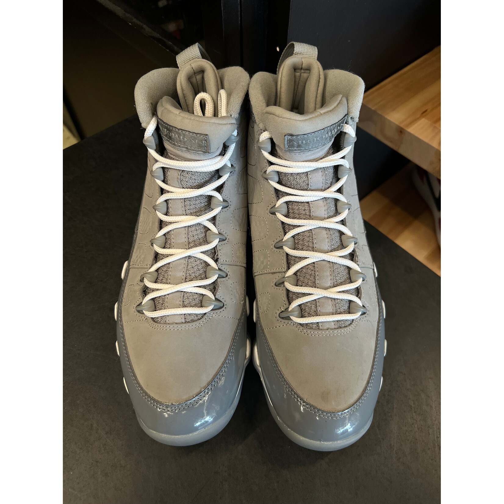 Jordan Jordan 9 Retro Cool Grey (2025) Size 11, PREOWNED NO BOX