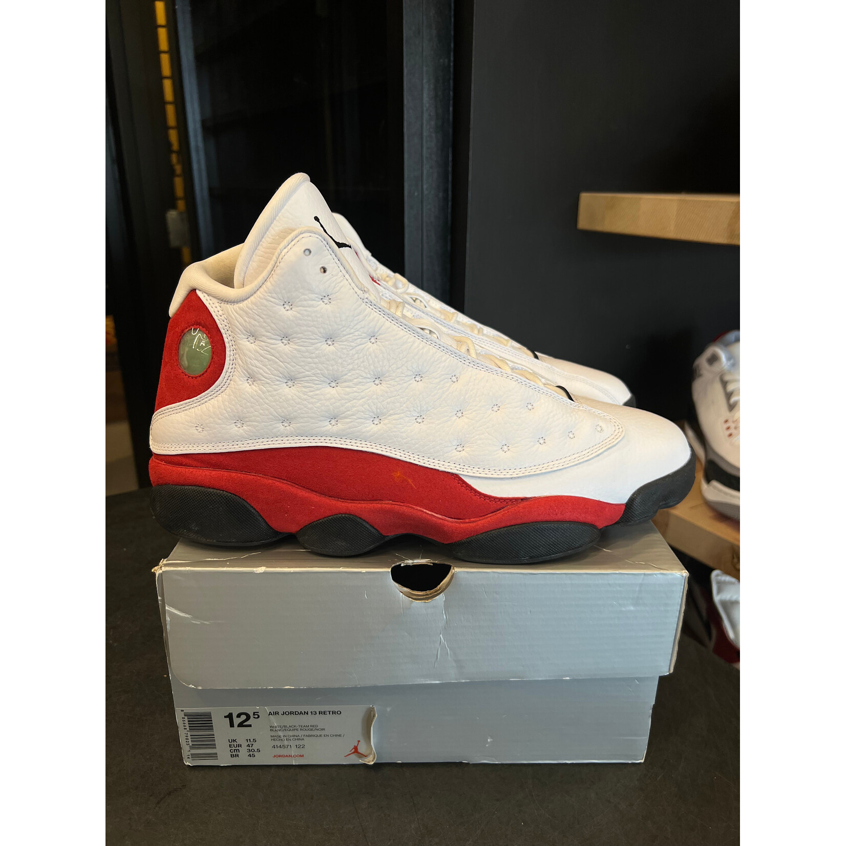 Jordan Jordan 13 Retro OG Chicago (2017) Size 12.5, PREOWNED