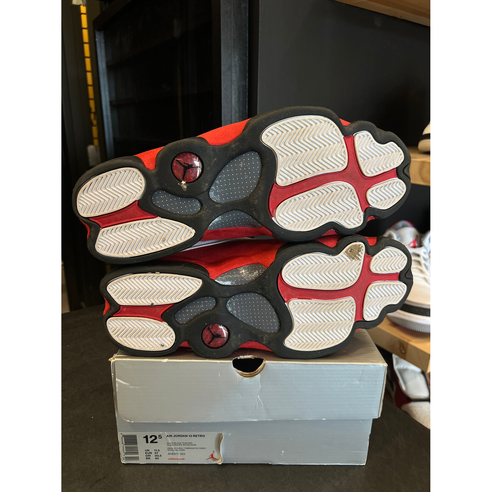 Jordan Jordan 13 Retro OG Chicago (2017) Size 12.5, PREOWNED