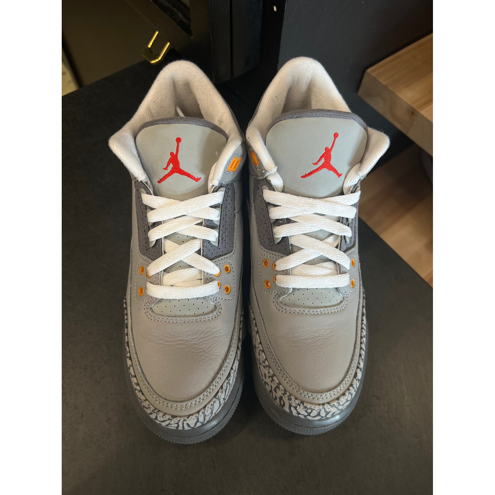 Jordan Jordan 3 Retro Cool Grey (2021) (GS) Size 6.5, PREOWNED