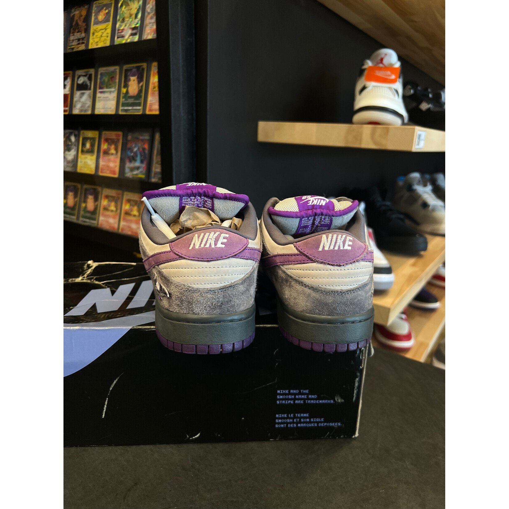 Nike Nike SB Dunk Low Purple Pigeon Size 8, PREOWNED