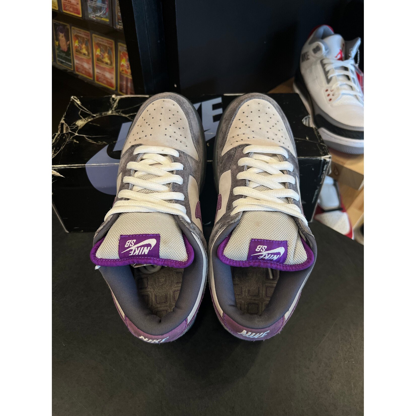 Nike Nike SB Dunk Low Purple Pigeon Size 8, PREOWNED