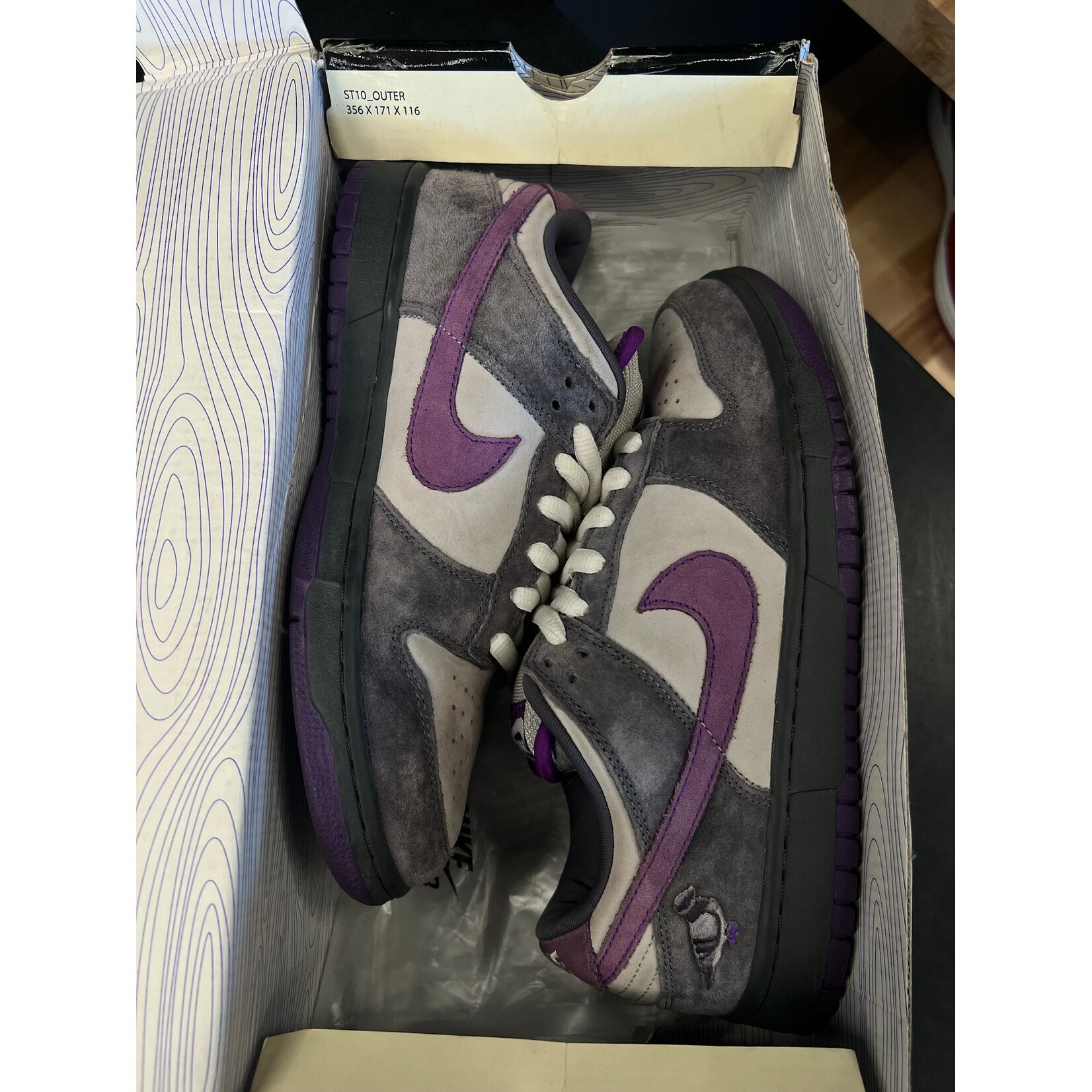 Nike Nike SB Dunk Low Purple Pigeon Size 8, PREOWNED