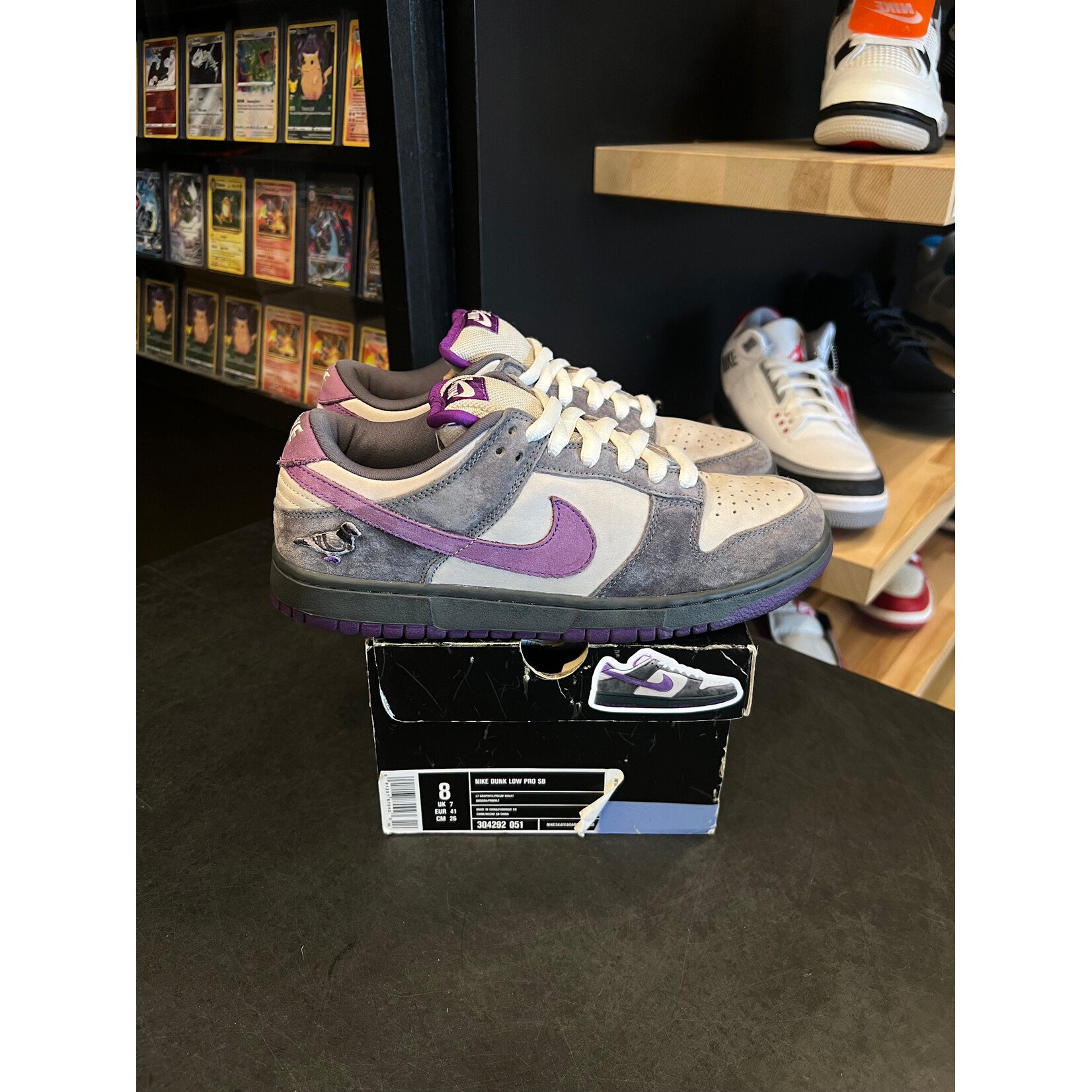 Nike Nike SB Dunk Low Purple Pigeon Size 8, PREOWNED