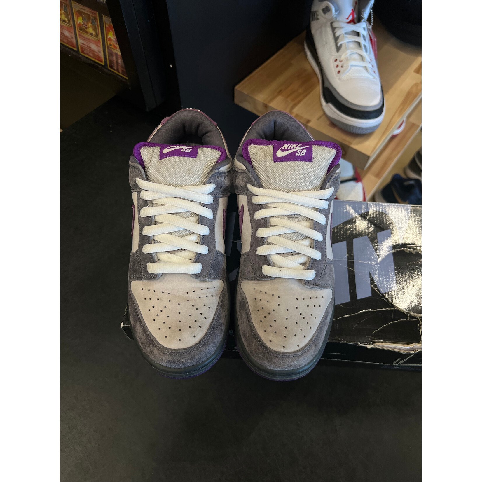 Nike Nike SB Dunk Low Purple Pigeon Size 8, PREOWNED