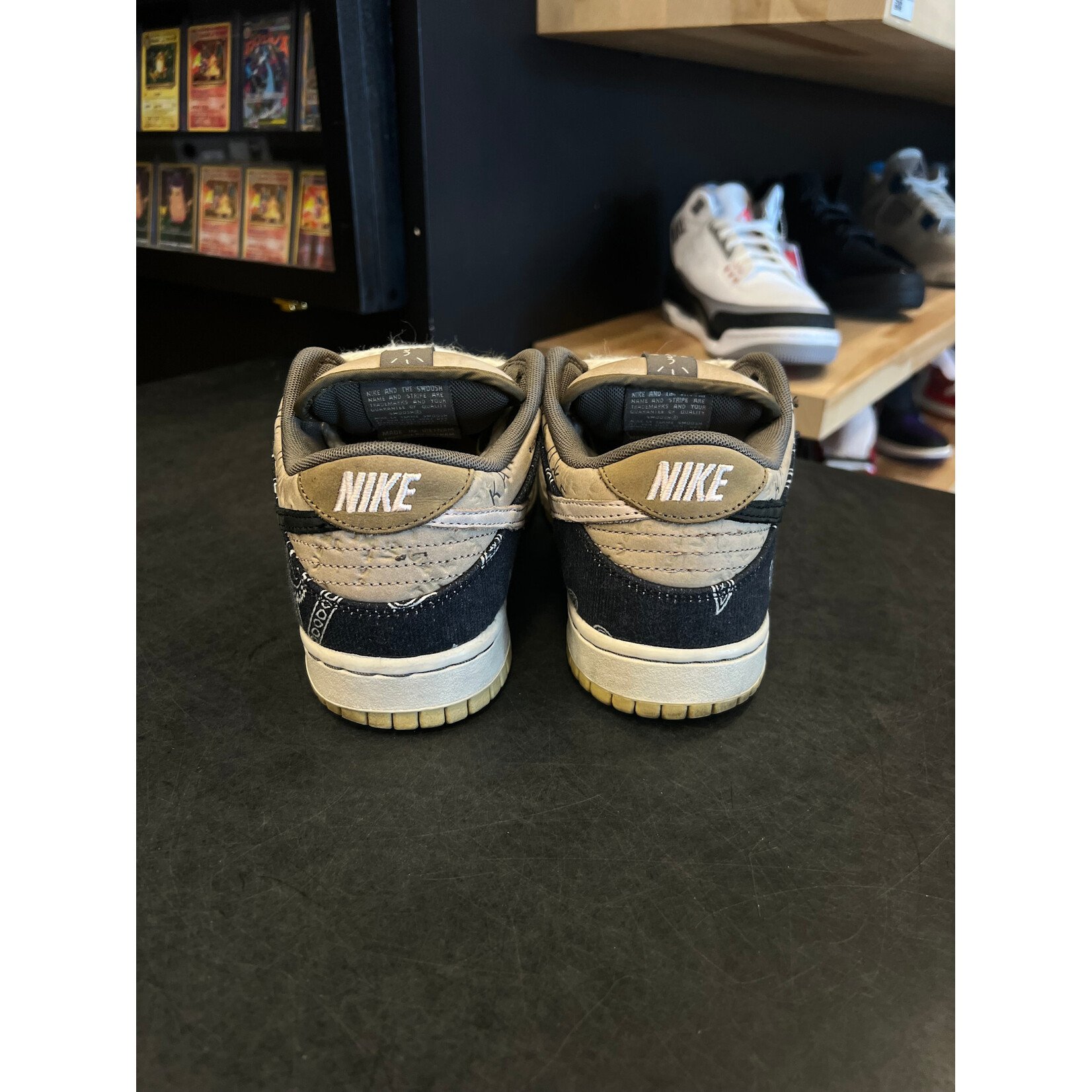 Nike Nike SB Dunk Low Travis Scott Size 8, PREOWNED