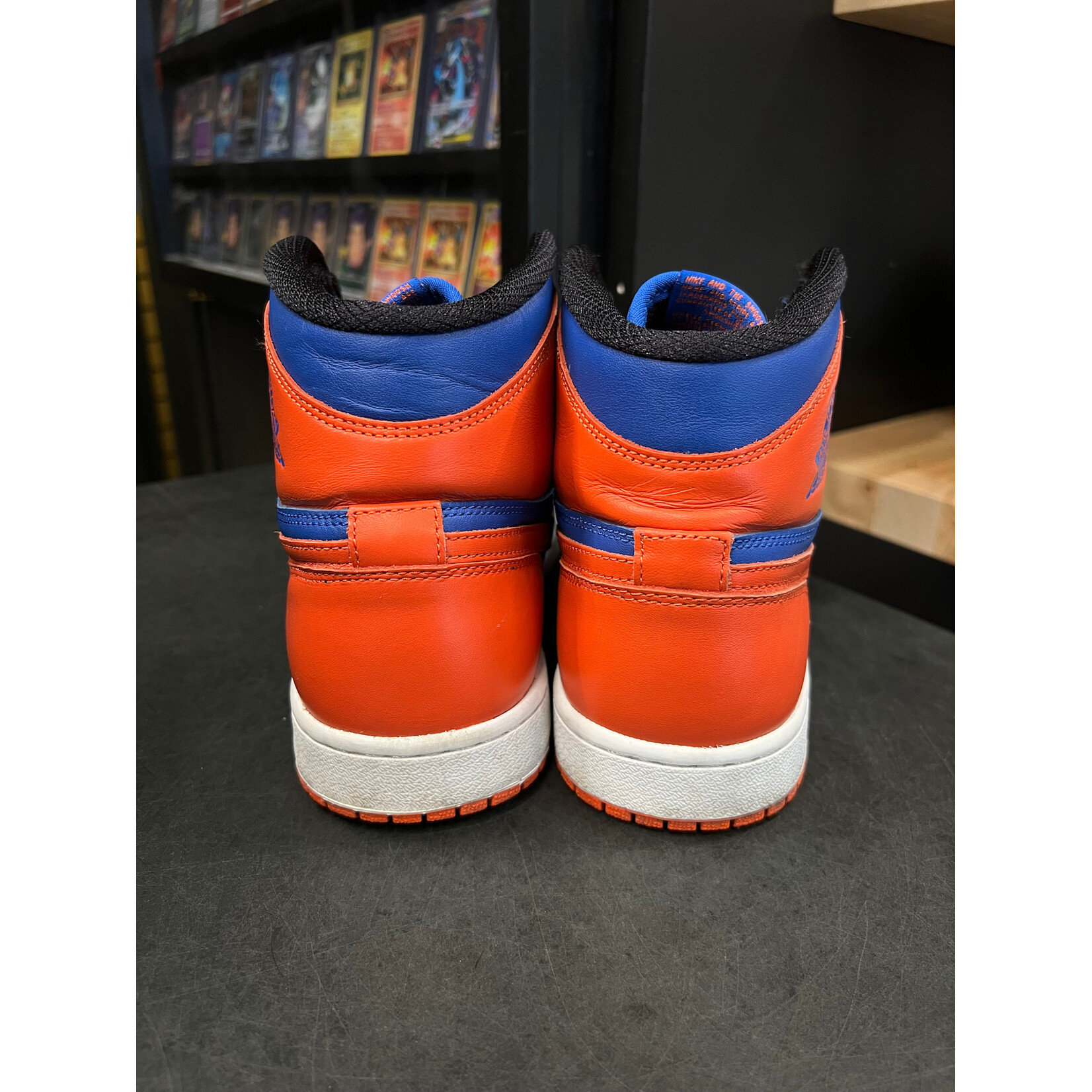 Jordan 1 Retro Knicks Size 9.5, PREOWNED