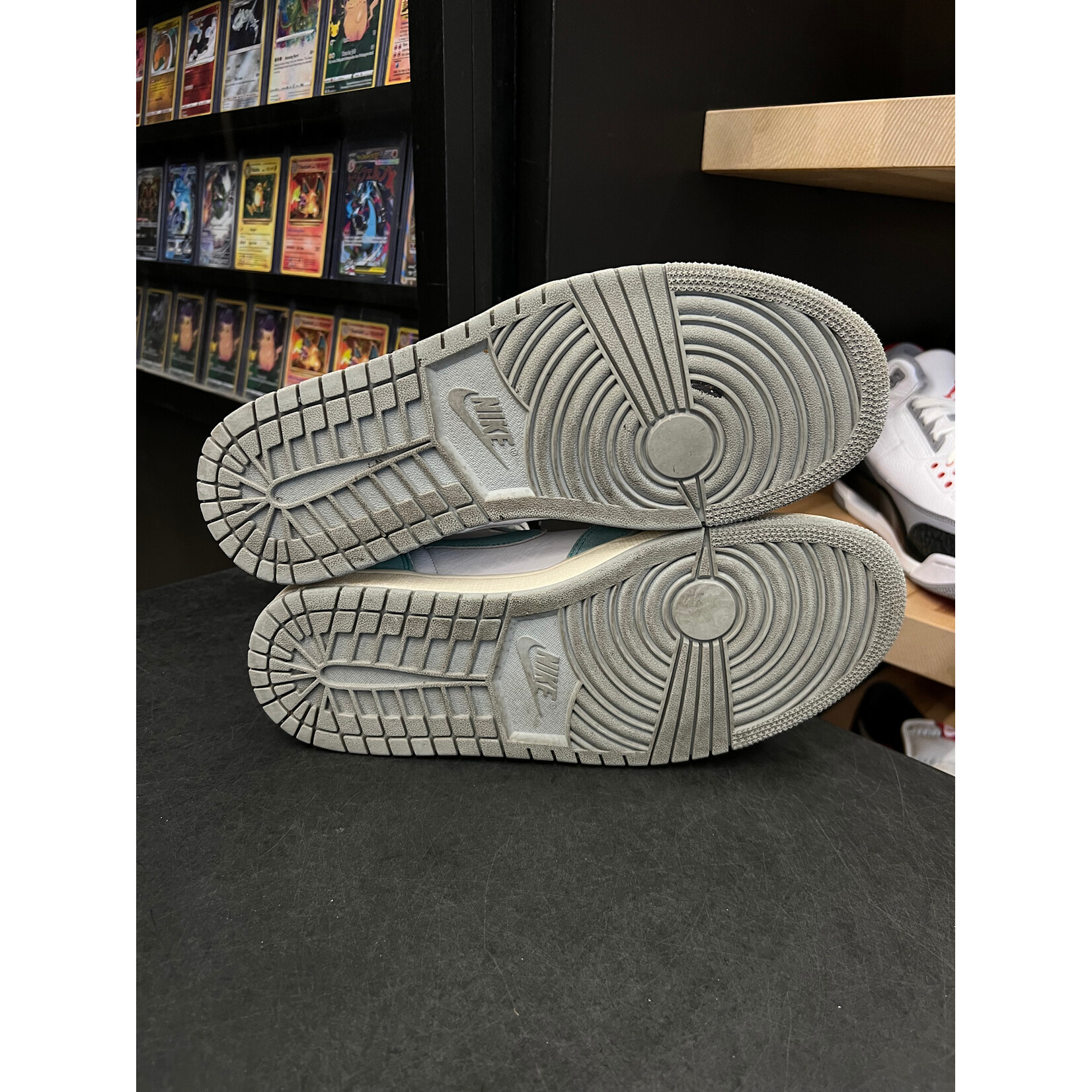 Jordan Jordan 1 Retro High Turbo Green Size 10, PREOWNED