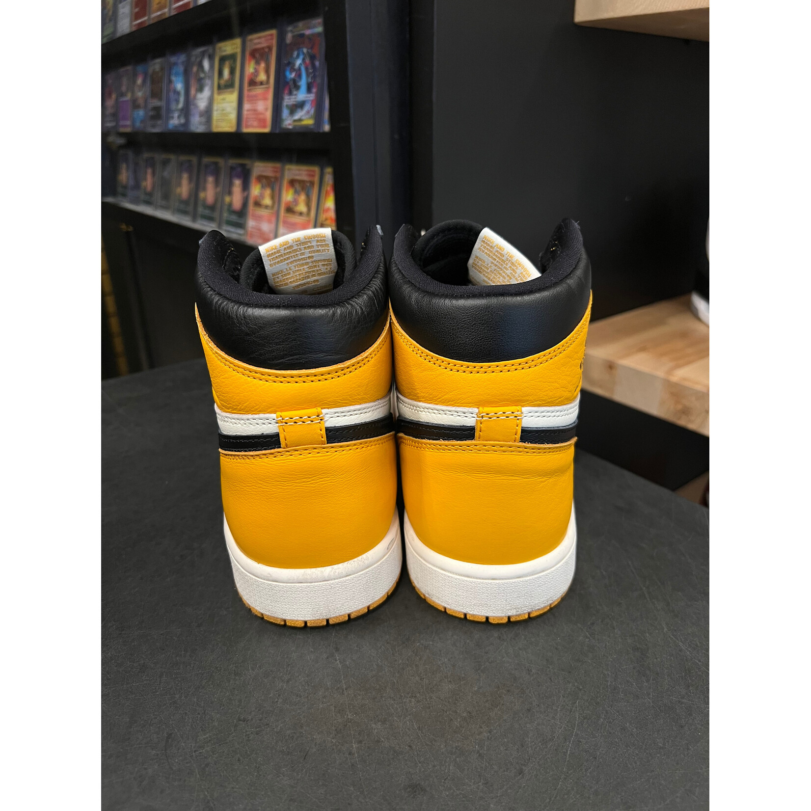 Jordan Jordan 1 Retro High OG Taxi Size 9.5, PREOWNED