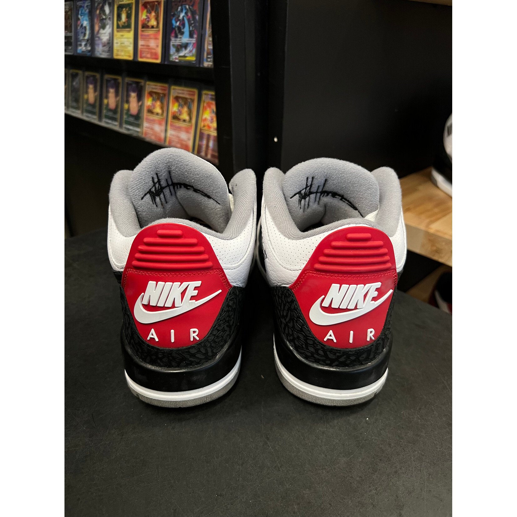 Jordan Jordan 3 Retro Tinker Hatfield Size 9.5, PREOWNED