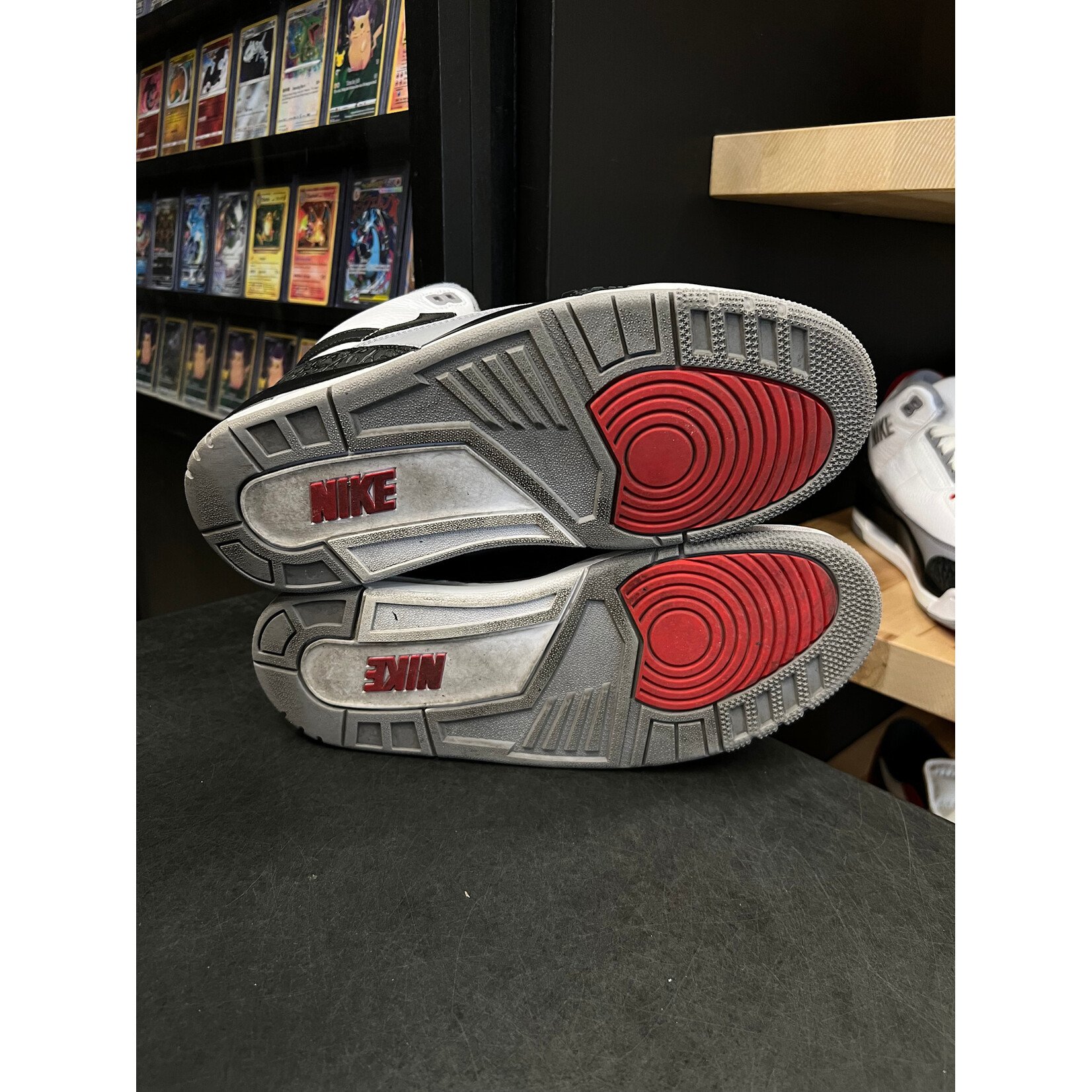 Jordan Jordan 3 Retro Tinker Hatfield Size 9.5, PREOWNED