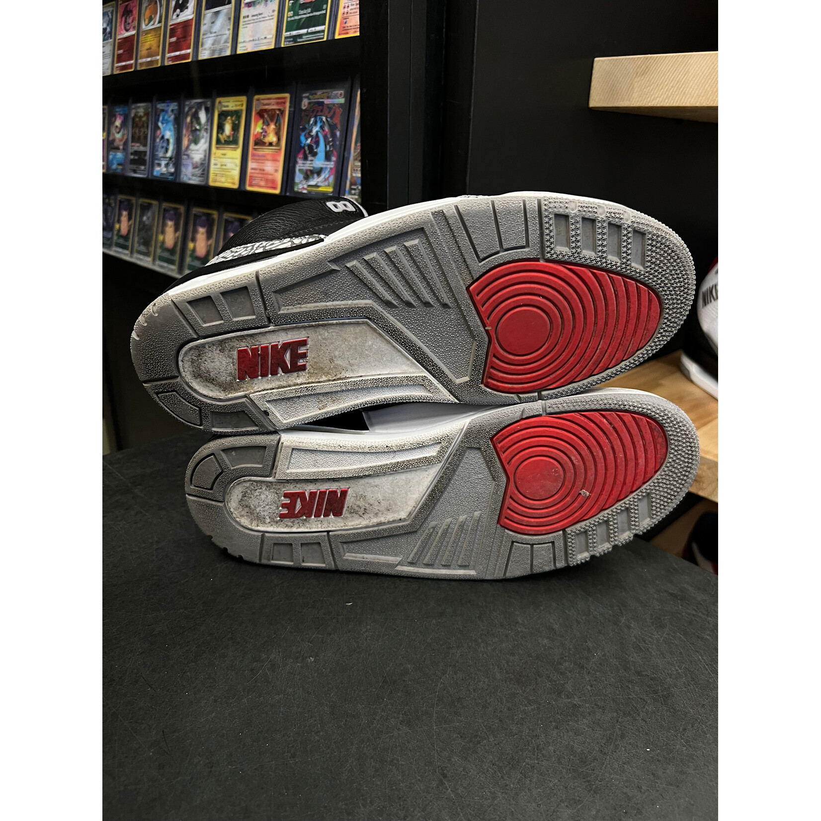 Jordan Jordan 3 Retro Black Cement (2018) Size 9.5, PREOWNED