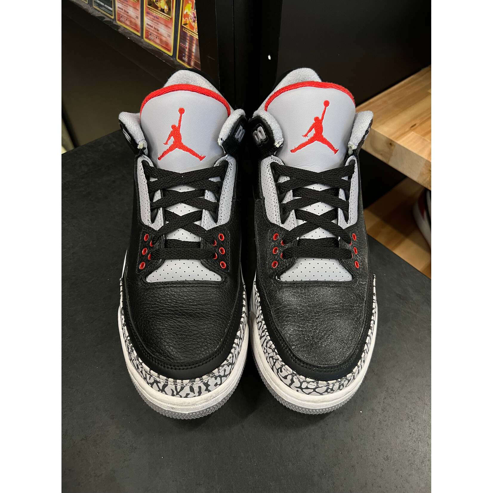 Jordan Jordan 3 Retro Black Cement (2018) Size 9.5, PREOWNED