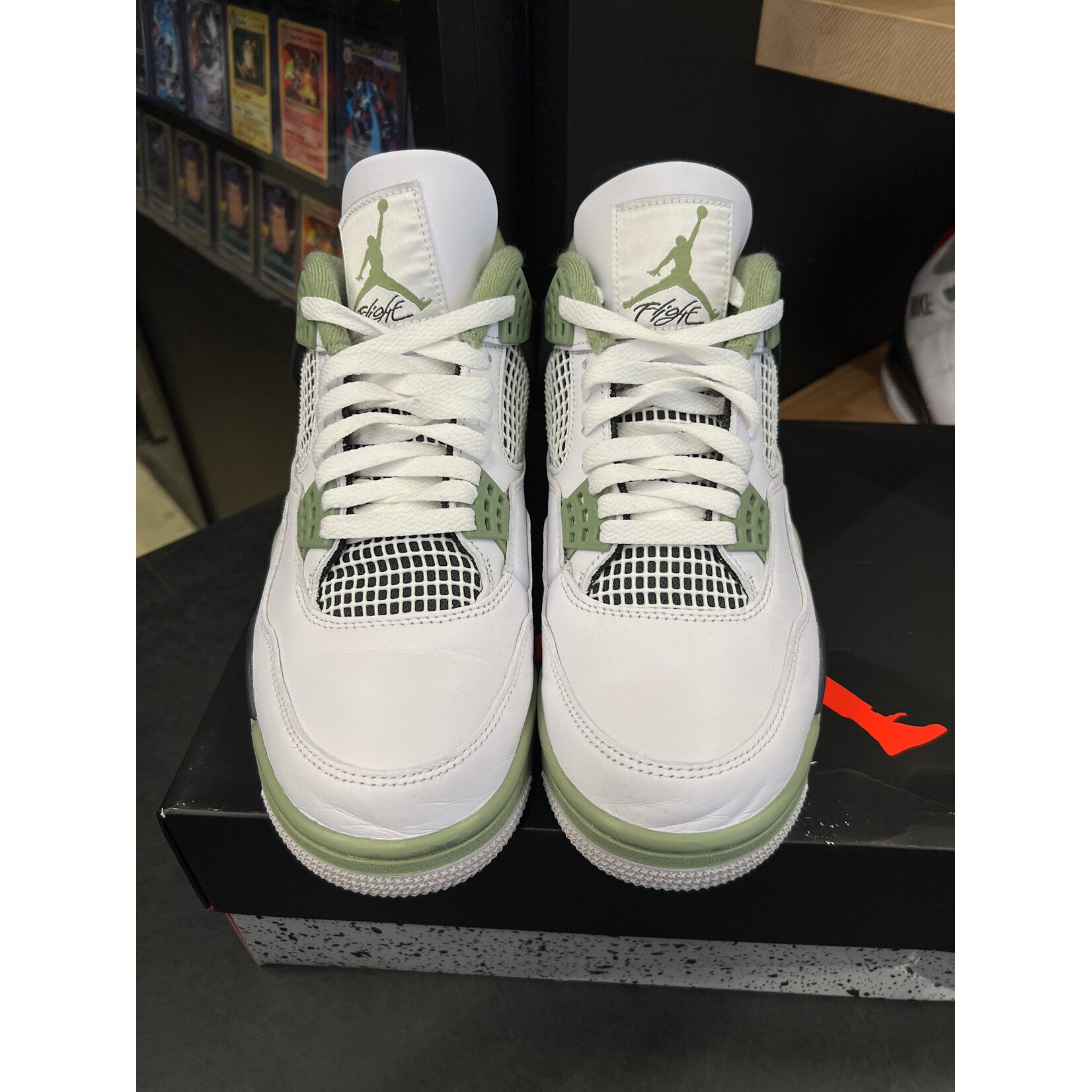 Jordan Jordan 4 Retro Seafoam (Women's) Size 11W, PREOWNED