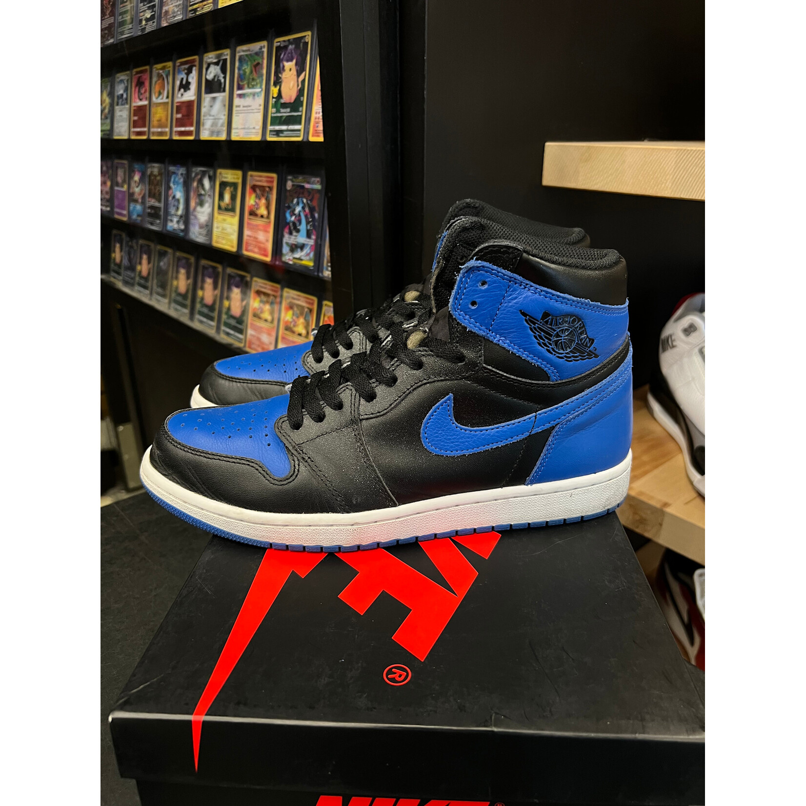 Jordan Jordan 1 Retro Royal (2017) Size 9.5, PREOWNED