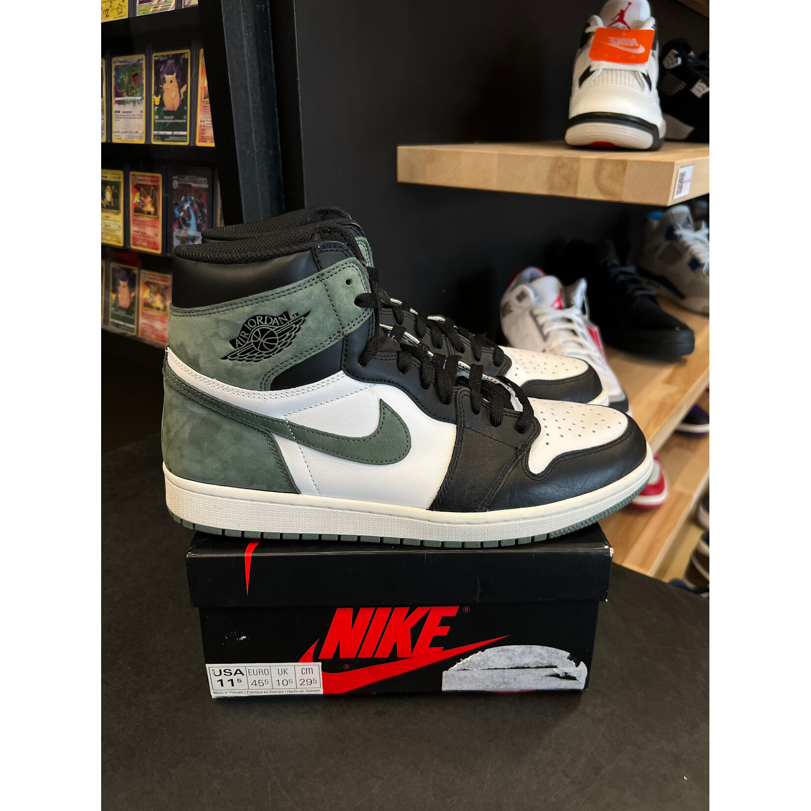 Jordan Jordan 1 Retro High Clay Green Size 11.5, PREOWNED