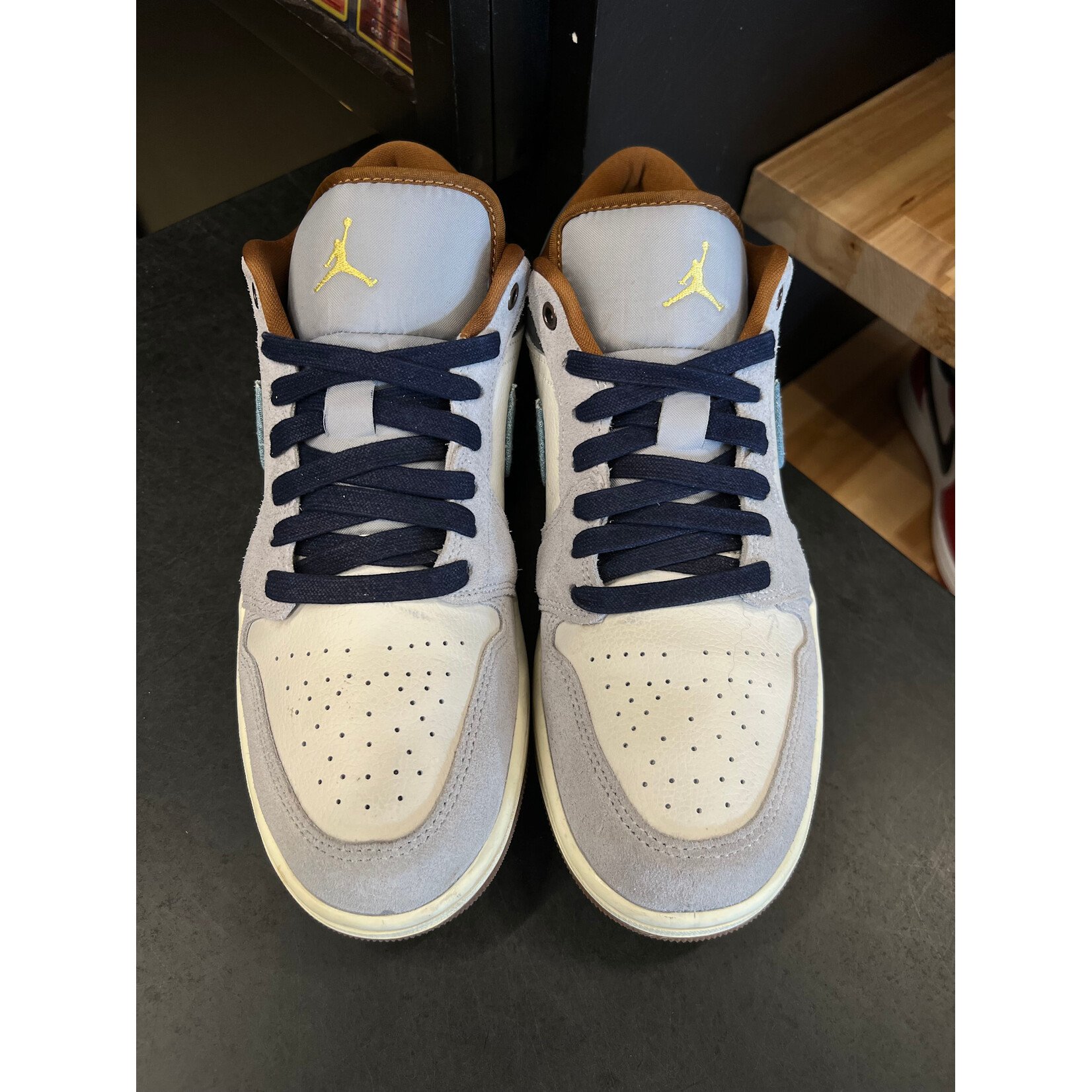 Jordan Jordan 1 Low SE Phantom Repaired Denim Swoosh Size 10.5, PREOWNED NO BOX