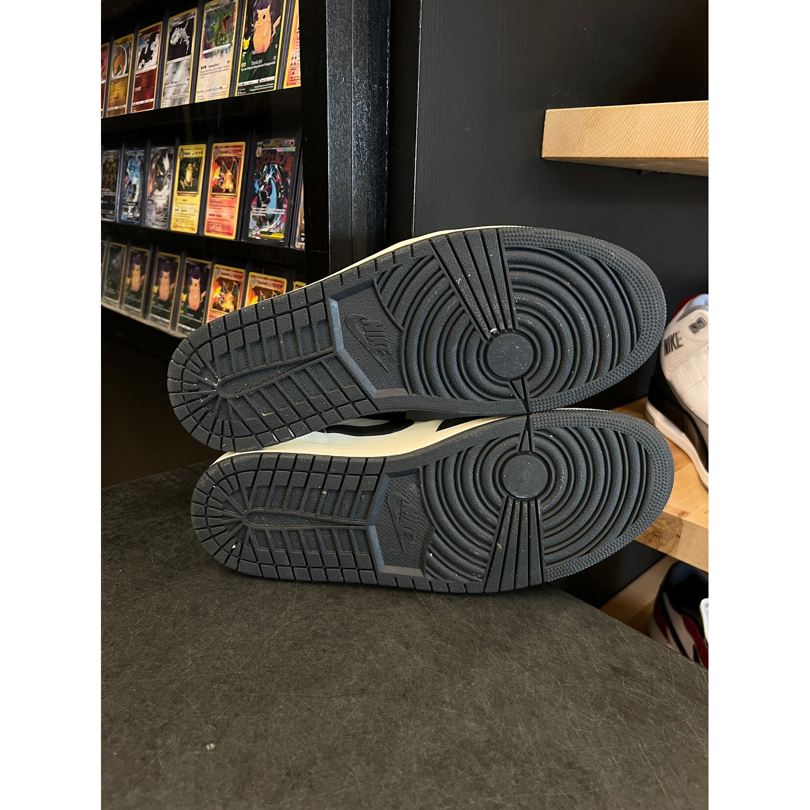 Jordan Jordan 1 Retro Low OG PSG Paris Saint-Germain Size 10.5, PREOWNED NO BOX