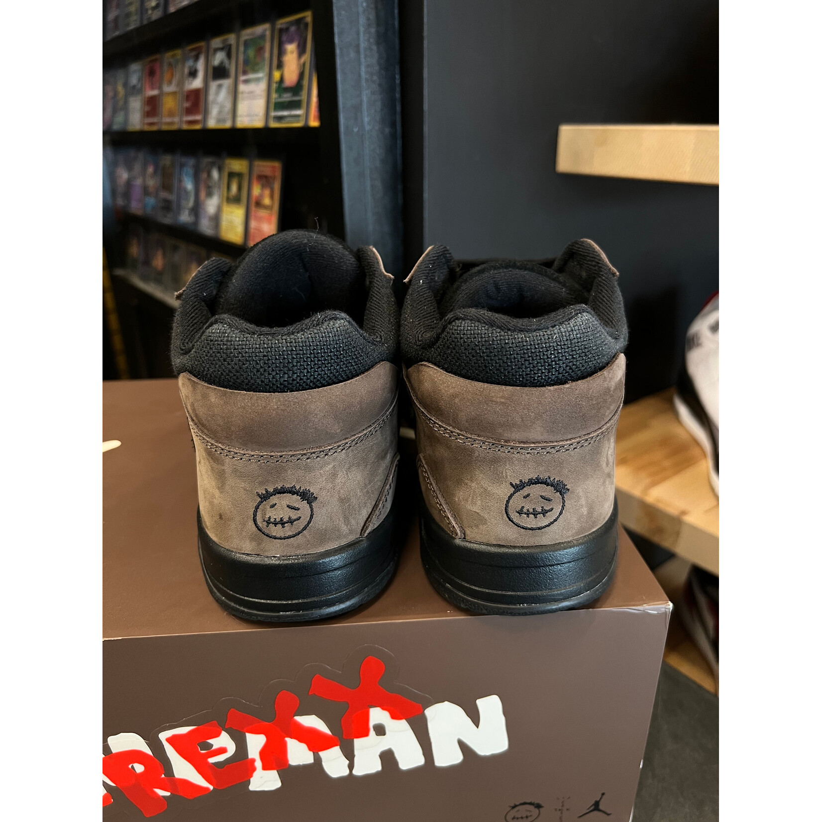 Jordan Jordan Jumpman Jack TR Travis Scott Dark Mocha Size 10.5, PREOWNED