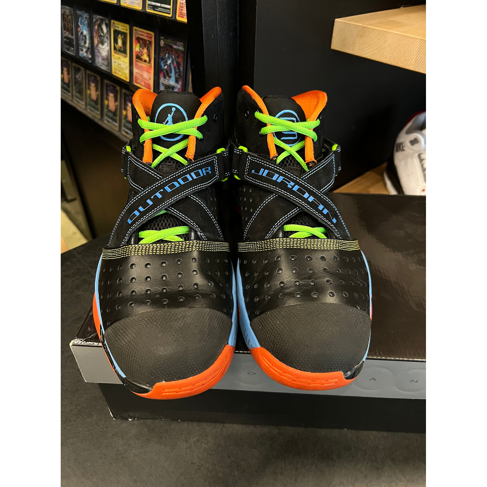 Jordan Jordan 2010 Outdoor Olympic Size 13, PREOWNED