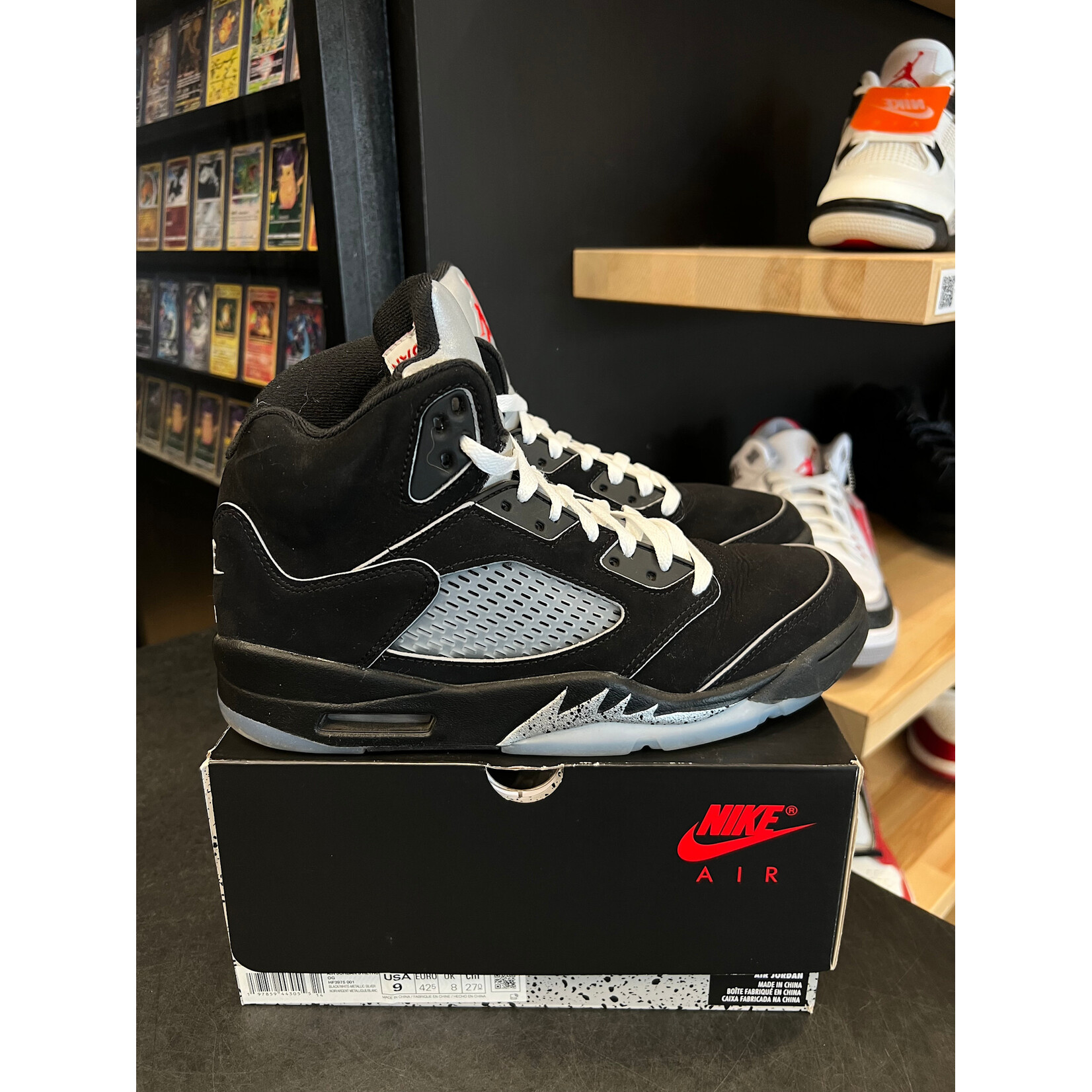 Jordan Jordan 5 Retro OG Black Metallic Reimagined Size 9, PREOWNED